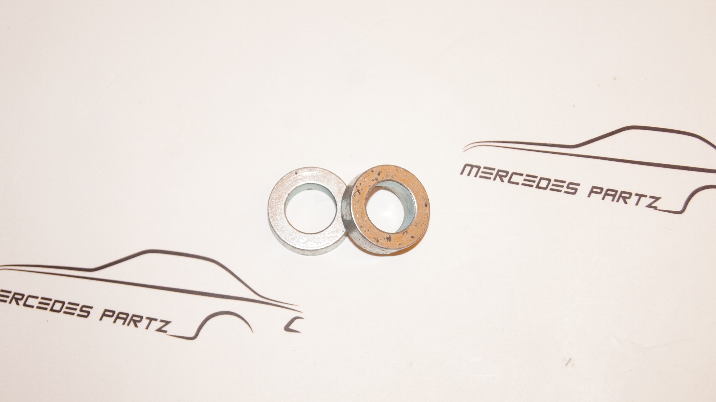 M100, M108, M114, M116, M117, M127, M129, M130 Connecting rod nut Genuine Mercedes Part M100, M108, M114, M116, M117, M127, M129, M130 Connecting rod nut Genuine Mercedes Part