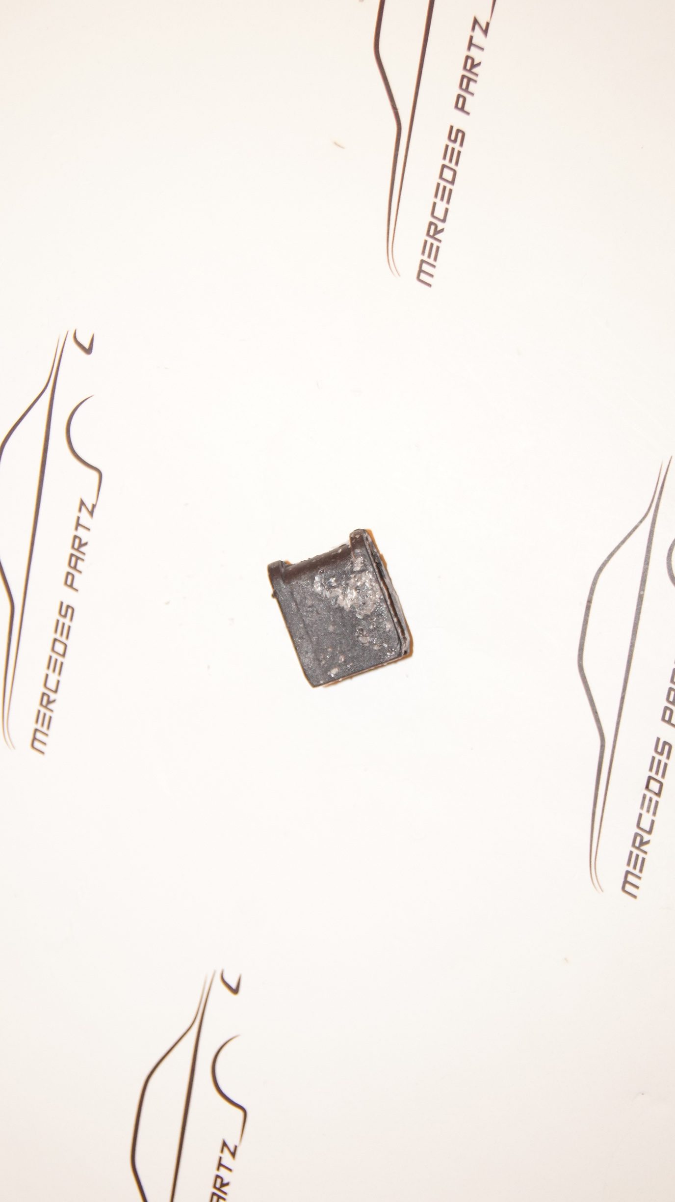 W124 wiper system to cowl pad Genuine Mercedes Part W124 wiper system to cowl pad Genuine Mercedes Part