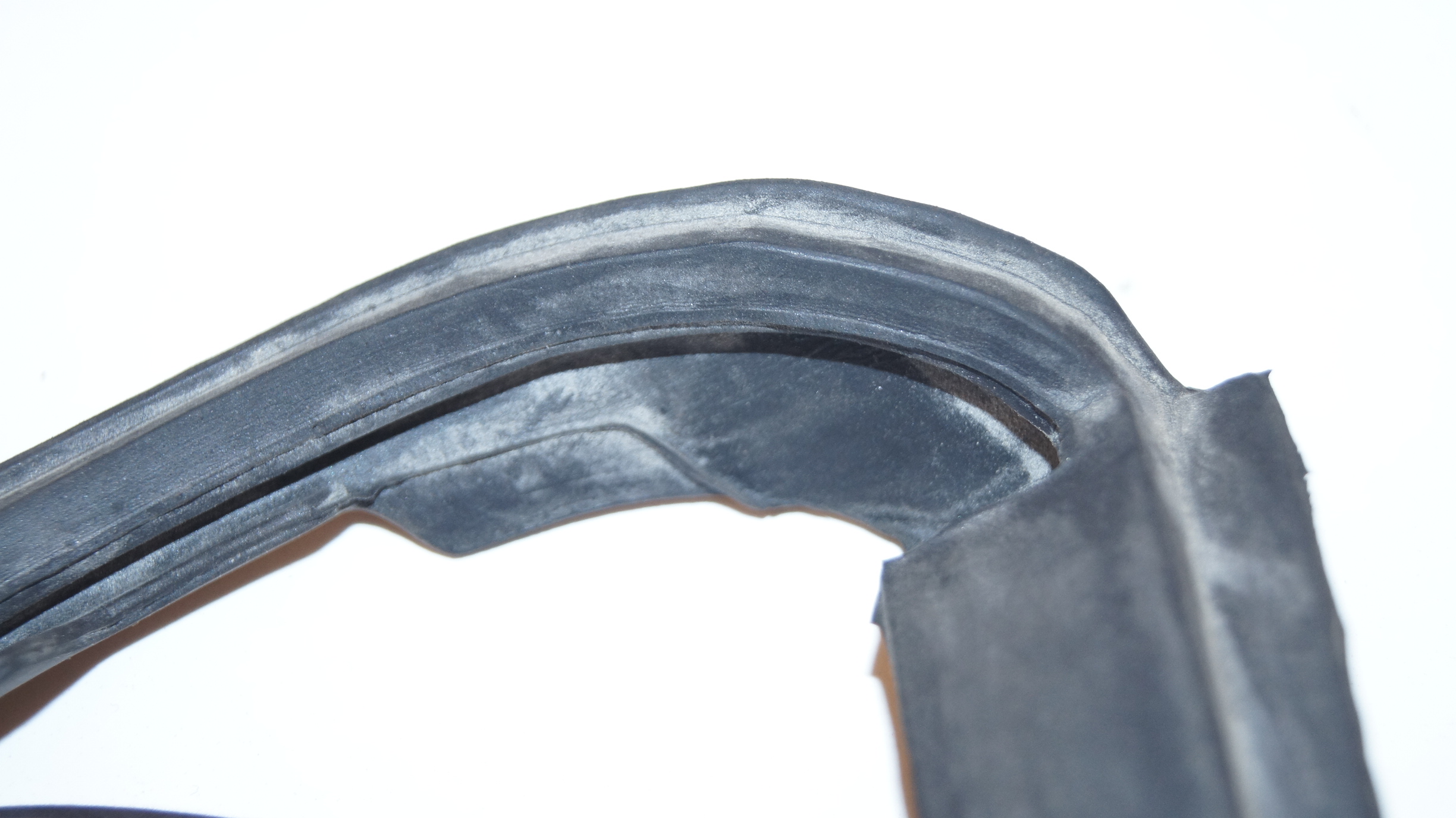 W107 R107 C107 turning signal seal , right Genuine Mercedes Part W107 R107 C107 turning signal seal , right Genuine Mercedes Part