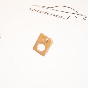 M103 alternator bracket Genuine Mercedes Part M103 alternator bracket Genuine Mercedes Part