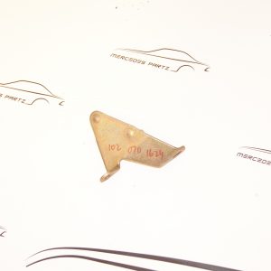 M102,980 slotted gear bearing bracket Genuine Mercedes Part M102,980 slotted gear bearing bracket Genuine Mercedes Part