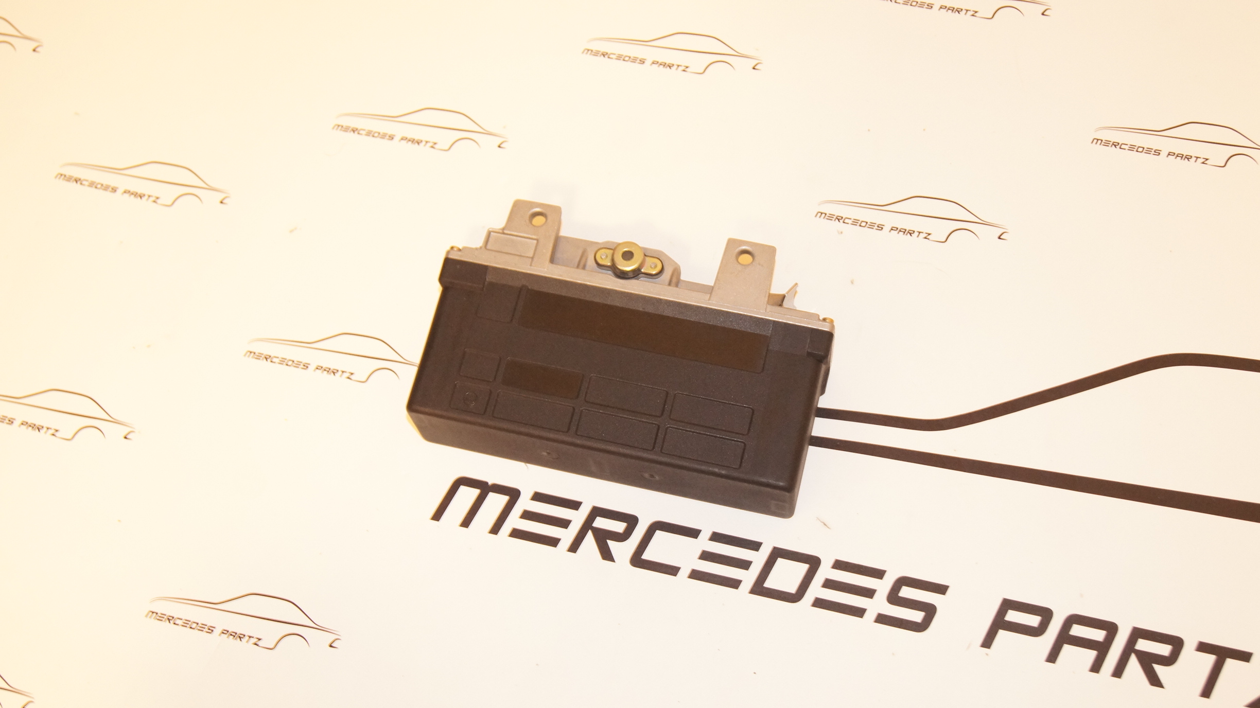 W201 W124 W126 r129 ABS control unit NOS NEW Genuine Mercedes Part W201 W124 W126 r129 ABS control unit NOS NEW Genuine Mercedes Part