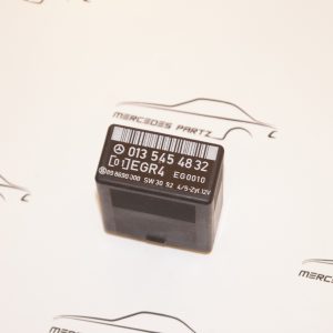 W124 W202 W461 diesel exhaust gas recirculation control unit NOS Genuine Mercedes Part W124 W202 W461 diesel exhaust gas recirculation control unit NOS Genuine Mercedes Part