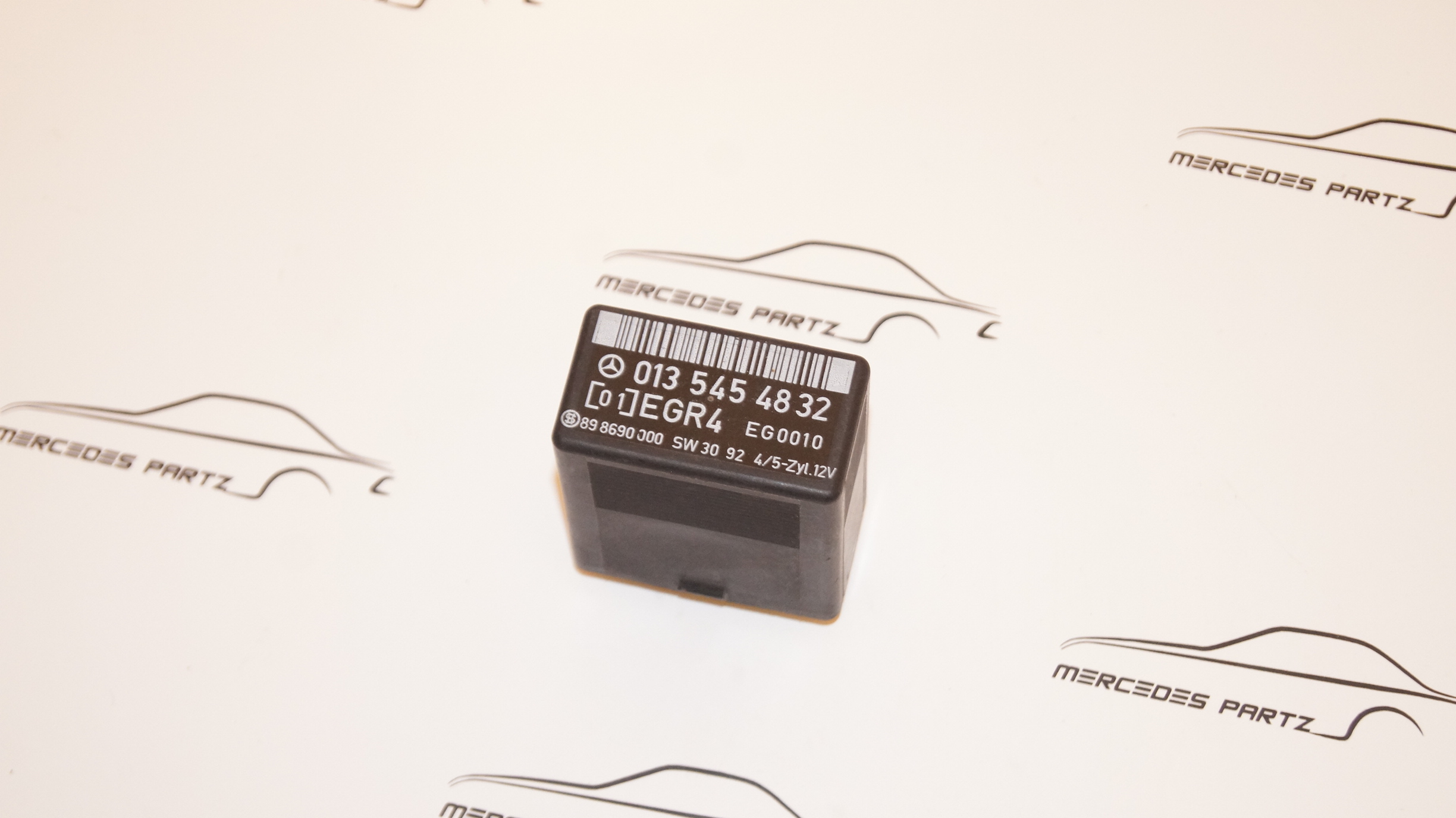 W124 W202 W461 diesel exhaust gas recirculation control unit NOS Genuine Mercedes Part W124 W202 W461 diesel exhaust gas recirculation control unit NOS Genuine Mercedes Part