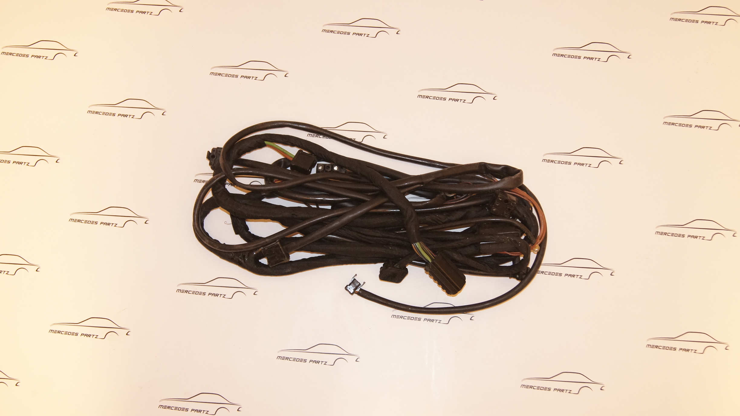 W126 C126 automatic heating cable harness Genuine Mercedes Part W126 C126 automatic heating cable harness Genuine Mercedes Part