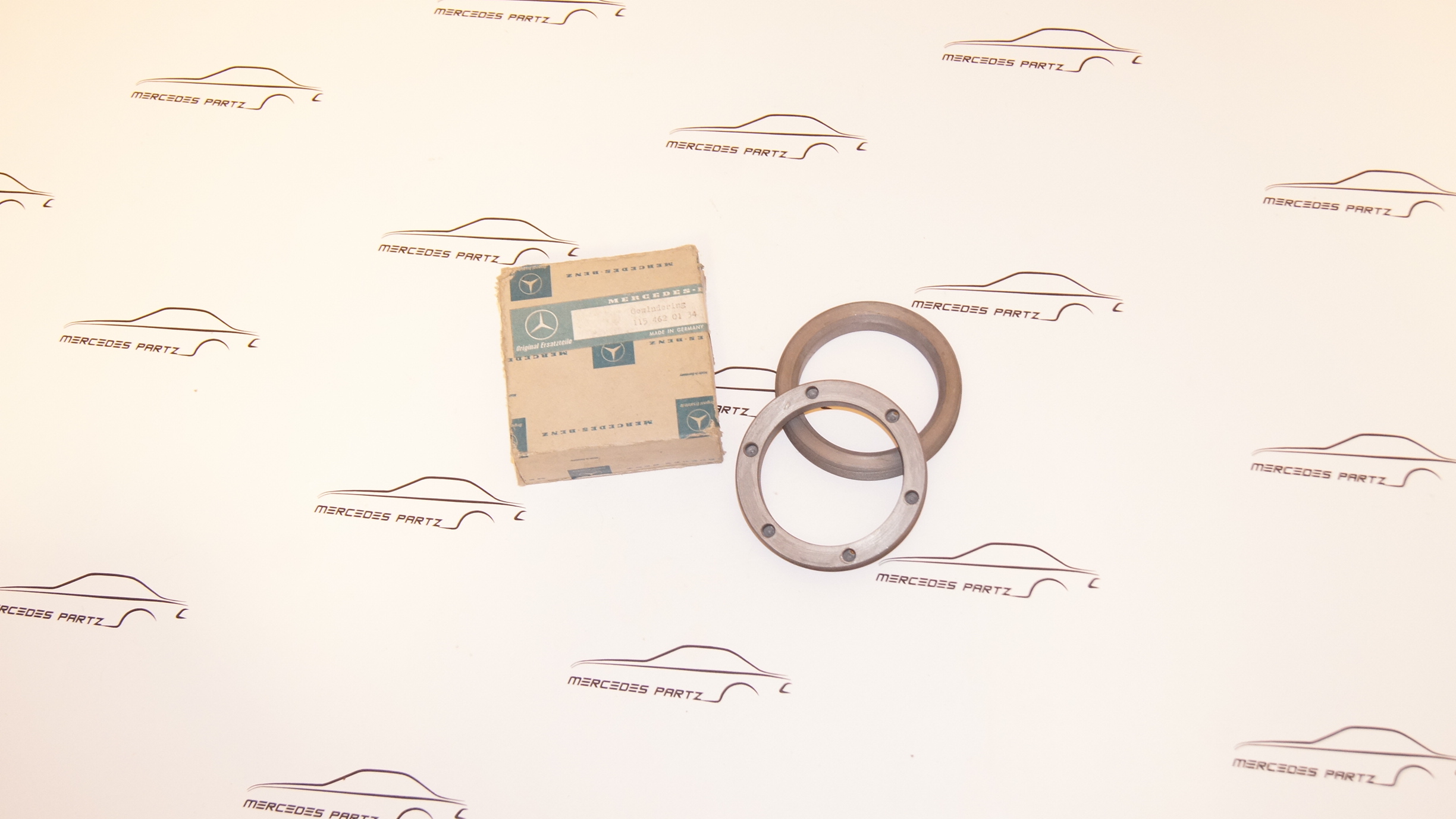 W115 W114 W123 steering screw collar Genuine Mercedes Part W115 W114 W123 steering screw collar Genuine Mercedes Part