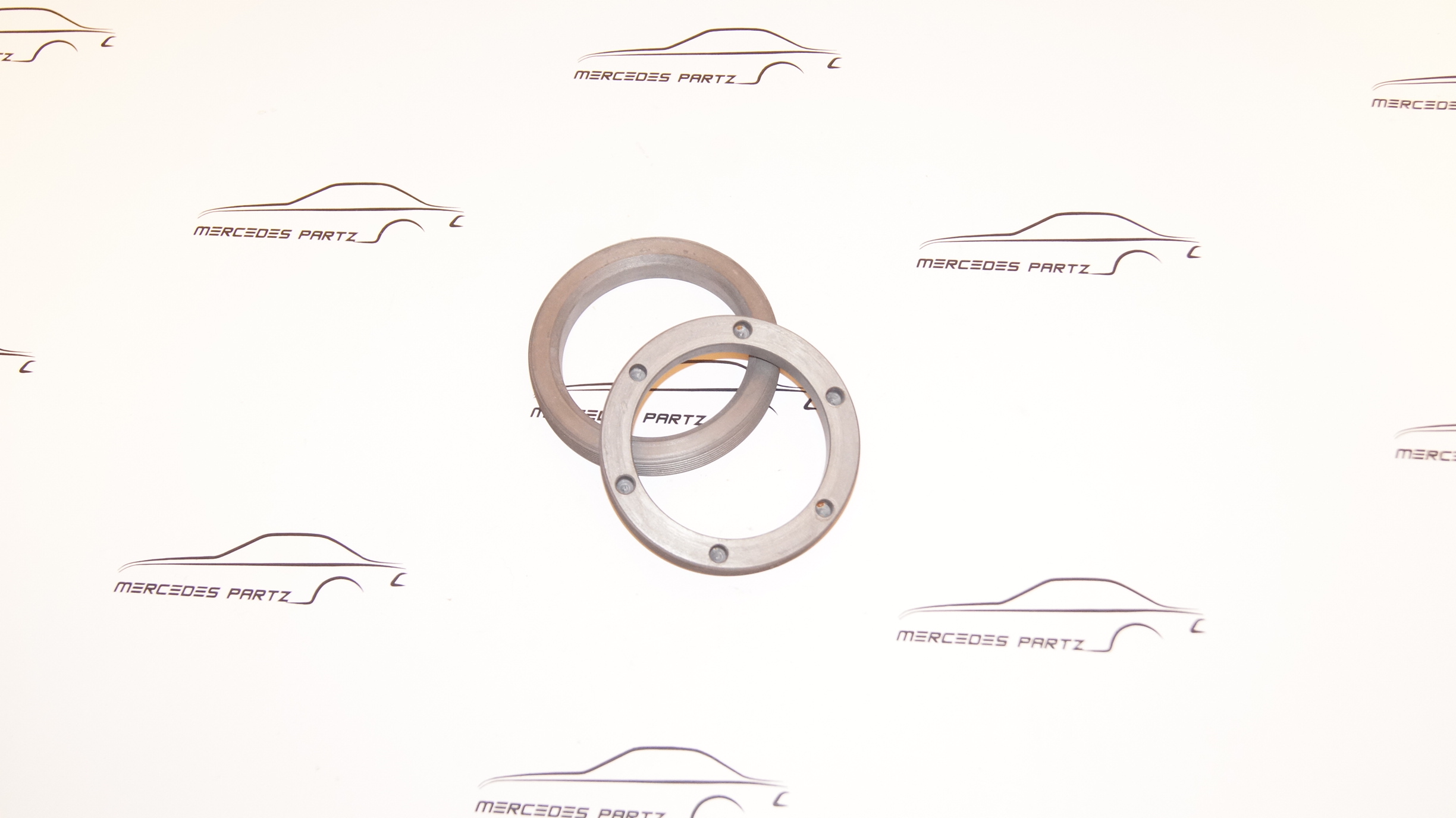 W115 W114 W123 steering screw collar Genuine Mercedes Part W115 W114 W123 steering screw collar Genuine Mercedes Part