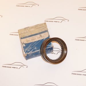 W123 W126 Sliding collar 3rd and 4th speed 716.0 W123 W126 Sliding collar 3rd and 4th speed 716.0