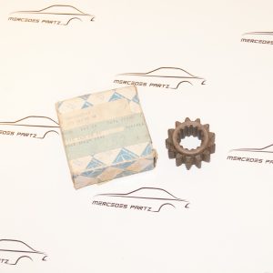 W108 W109 W111 W114 W115 transmission reverse idler gear Genuine Mercedes Part W108 W109 W111 W114 W115 transmission reverse idler gear Genuine Mercedes Part