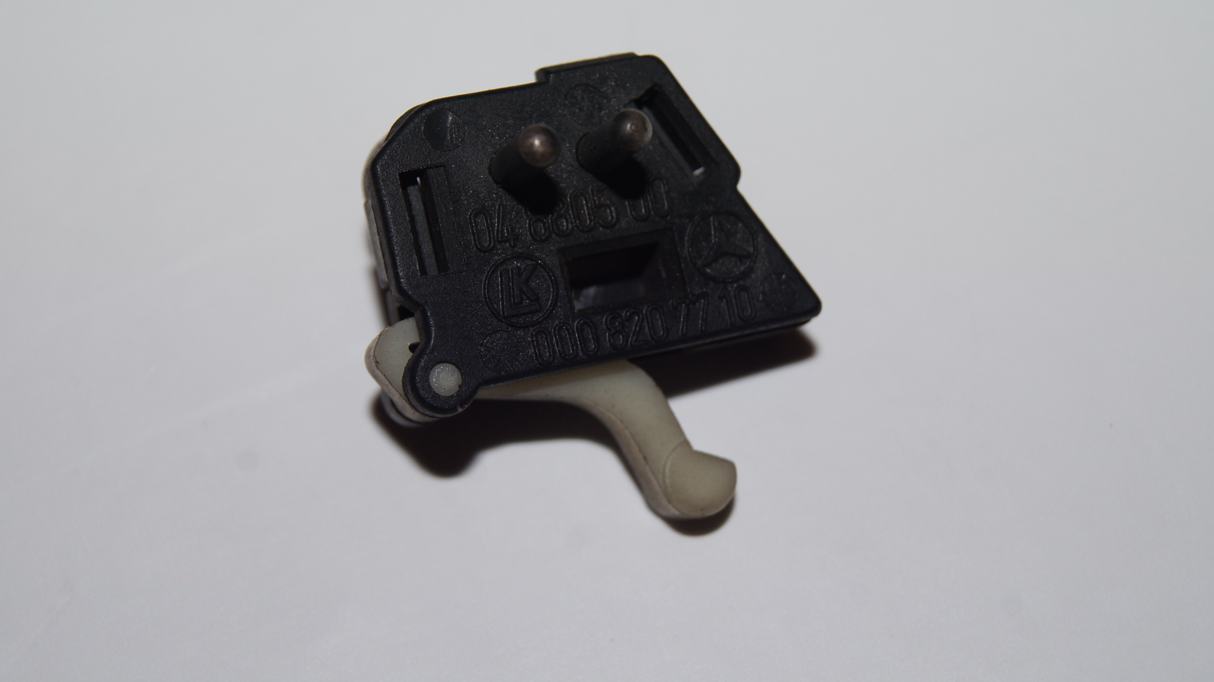 W123 interior lighting switch Genuine Mercedes Part W123 interior lighting switch Genuine Mercedes Part