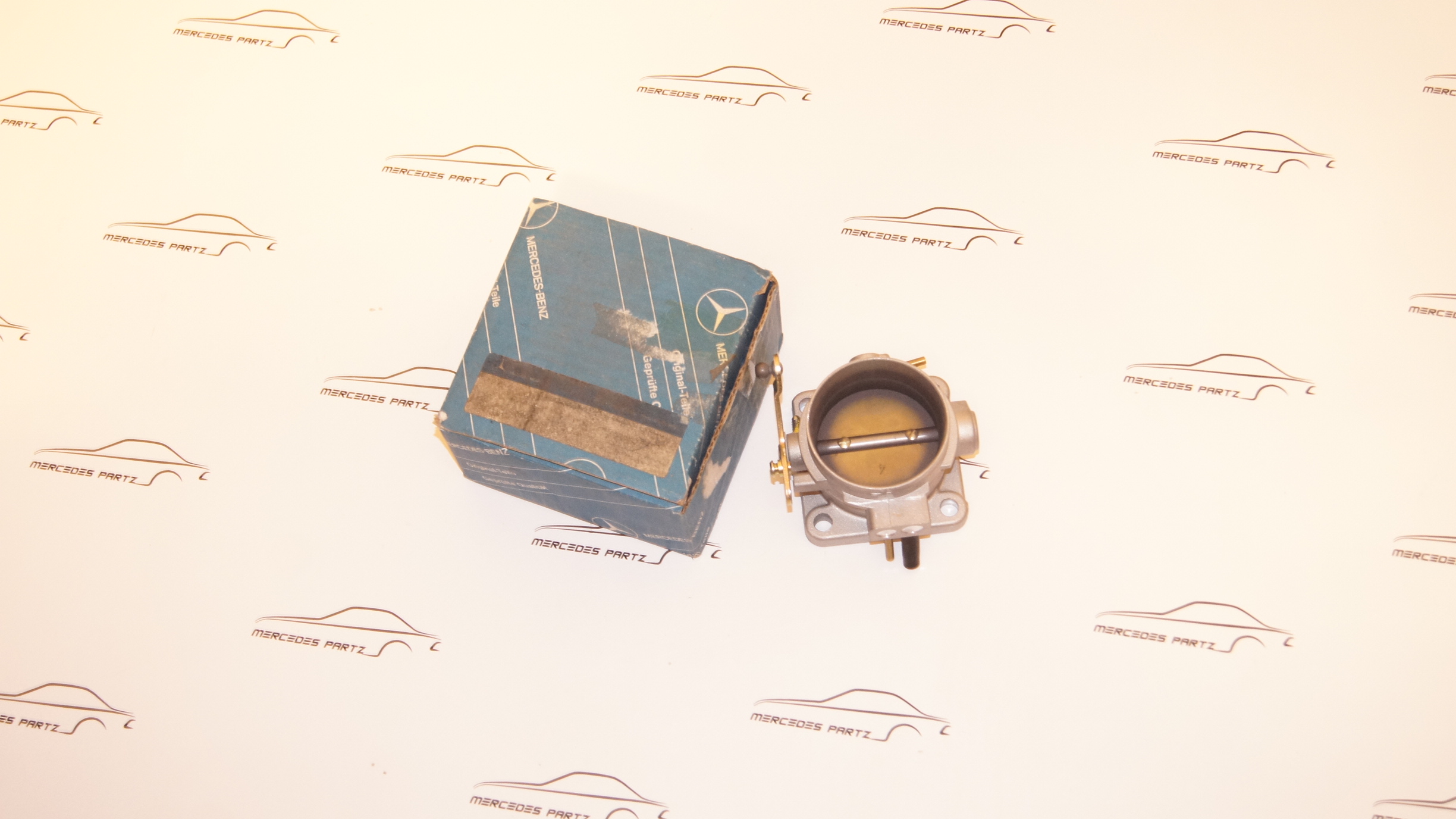 A0011409653 NOS(New Old Stock) M102.980 throttle body Genuine Mercedes Part A0011409653 NOS(New Old Stock) M102.980 throttle body Genuine Mercedes Part