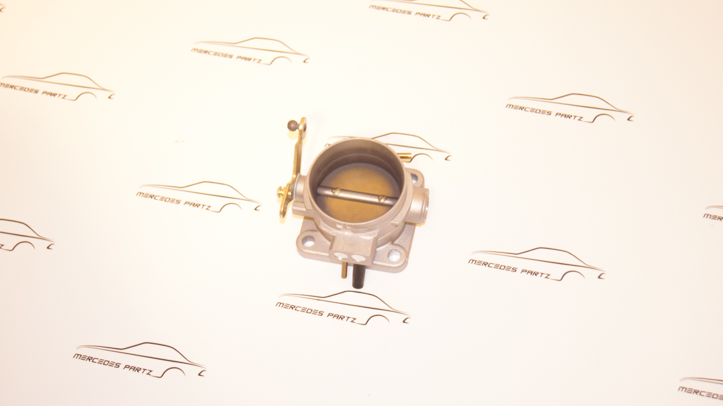A0011409653 NOS(New Old Stock) M102.980 throttle body Genuine Mercedes Part A0011409653 NOS(New Old Stock) M102.980 throttle body Genuine Mercedes Part