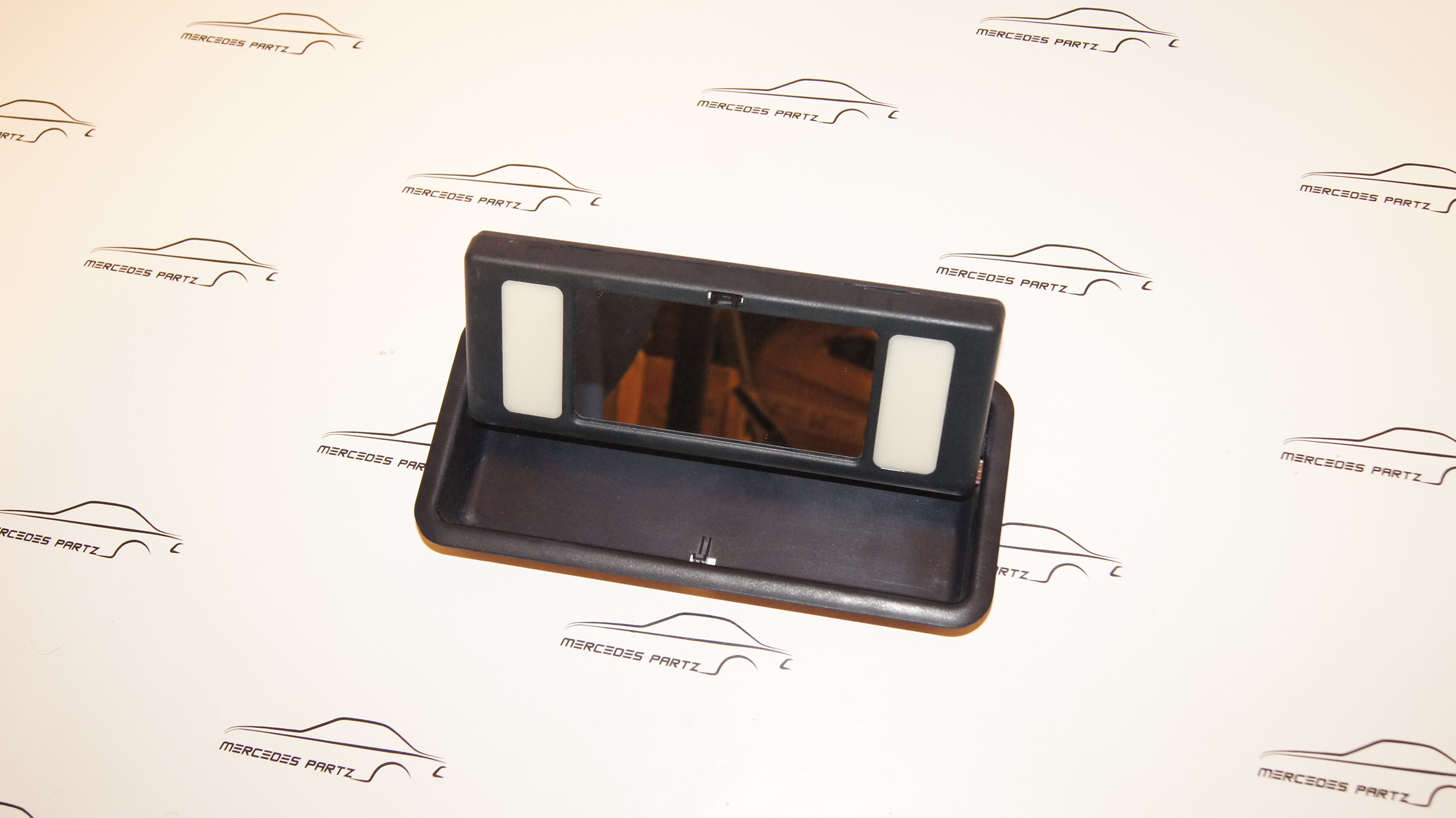 W140 vanity mirror , interior A1408101717 Genuine Mercedes Part W140 vanity mirror , interior A1408101717 Genuine Mercedes Part