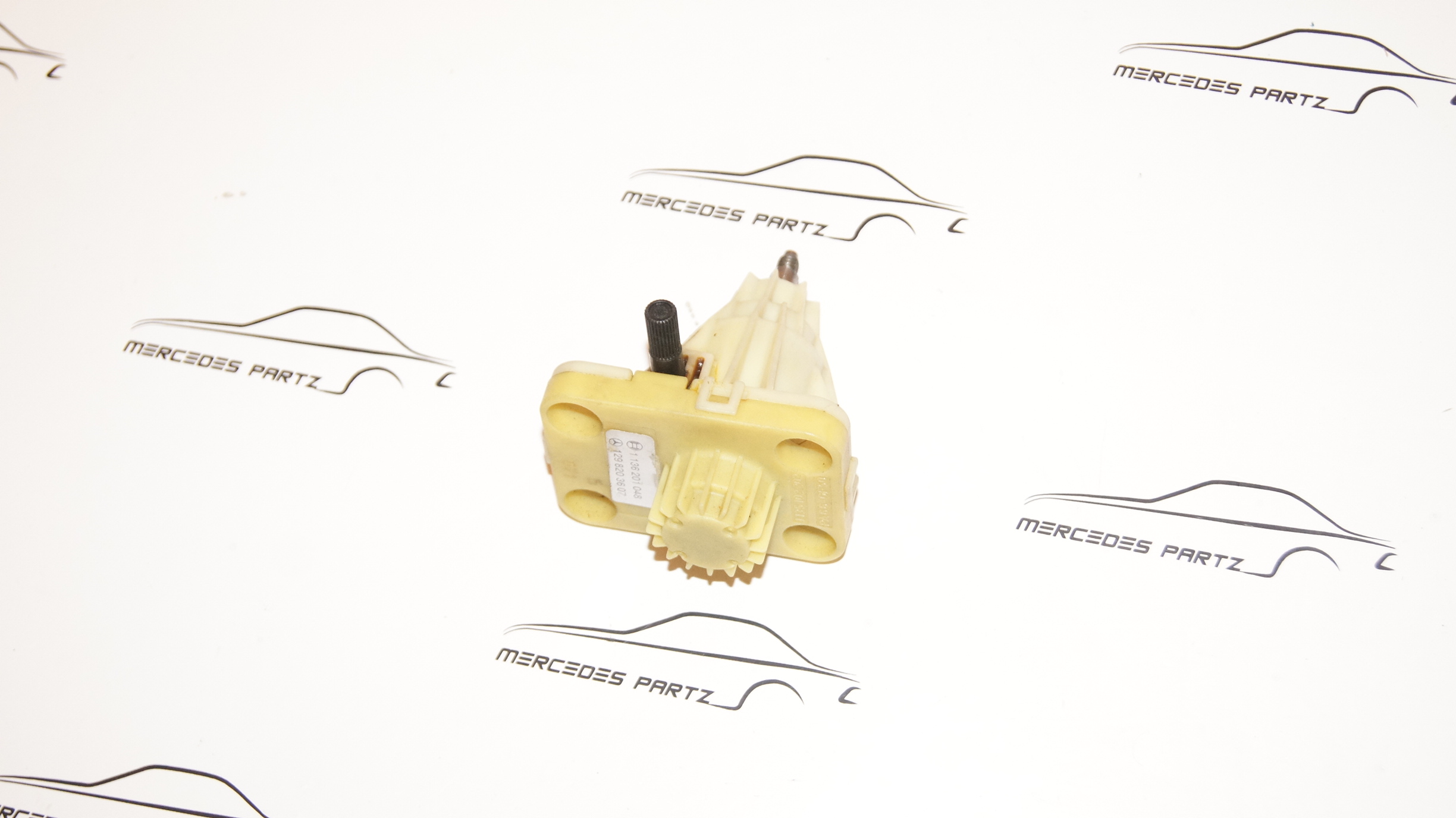 R129 rear seat height adjustment front transmission Genuine Mercedes Part R129 rear seat height adjustment front transmission Genuine Mercedes Part