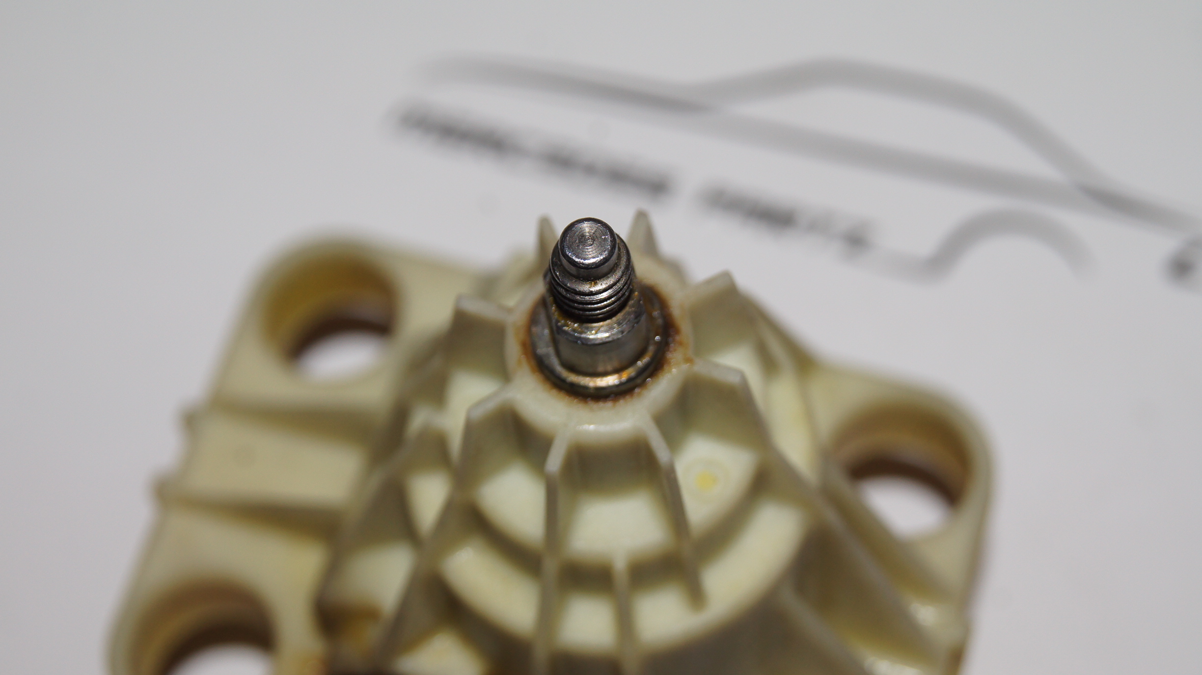 R129 rear seat height adjustment front transmission Genuine Mercedes Part R129 rear seat height adjustment front transmission Genuine Mercedes Part