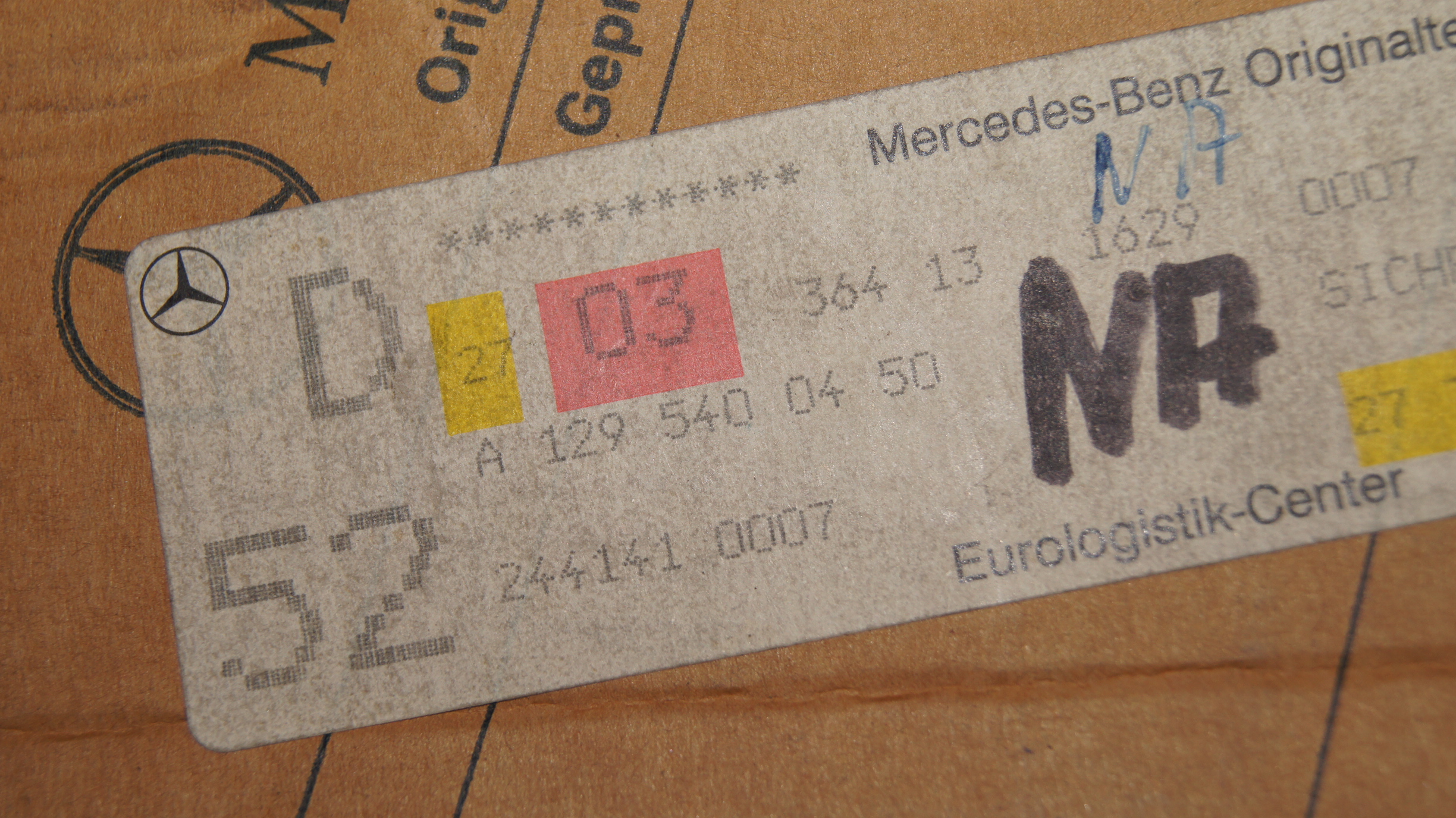 R129 sevenfold fuse box Genuine Mercedes Part R129 sevenfold fuse box Genuine Mercedes Part