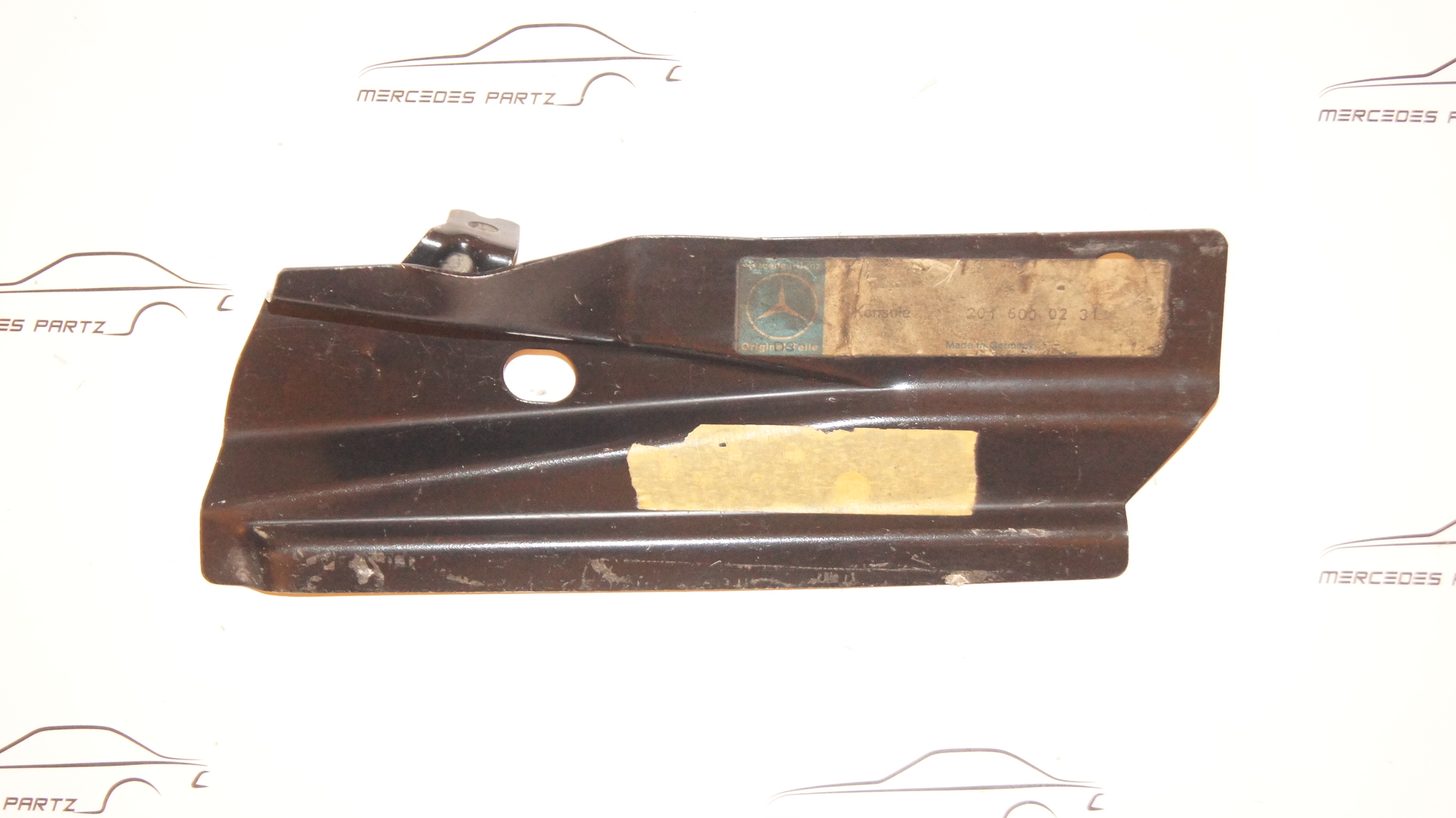 W201 engine hood hinge , right console Genuine Mercedes Part W201 engine hood hinge , right console Genuine Mercedes Part