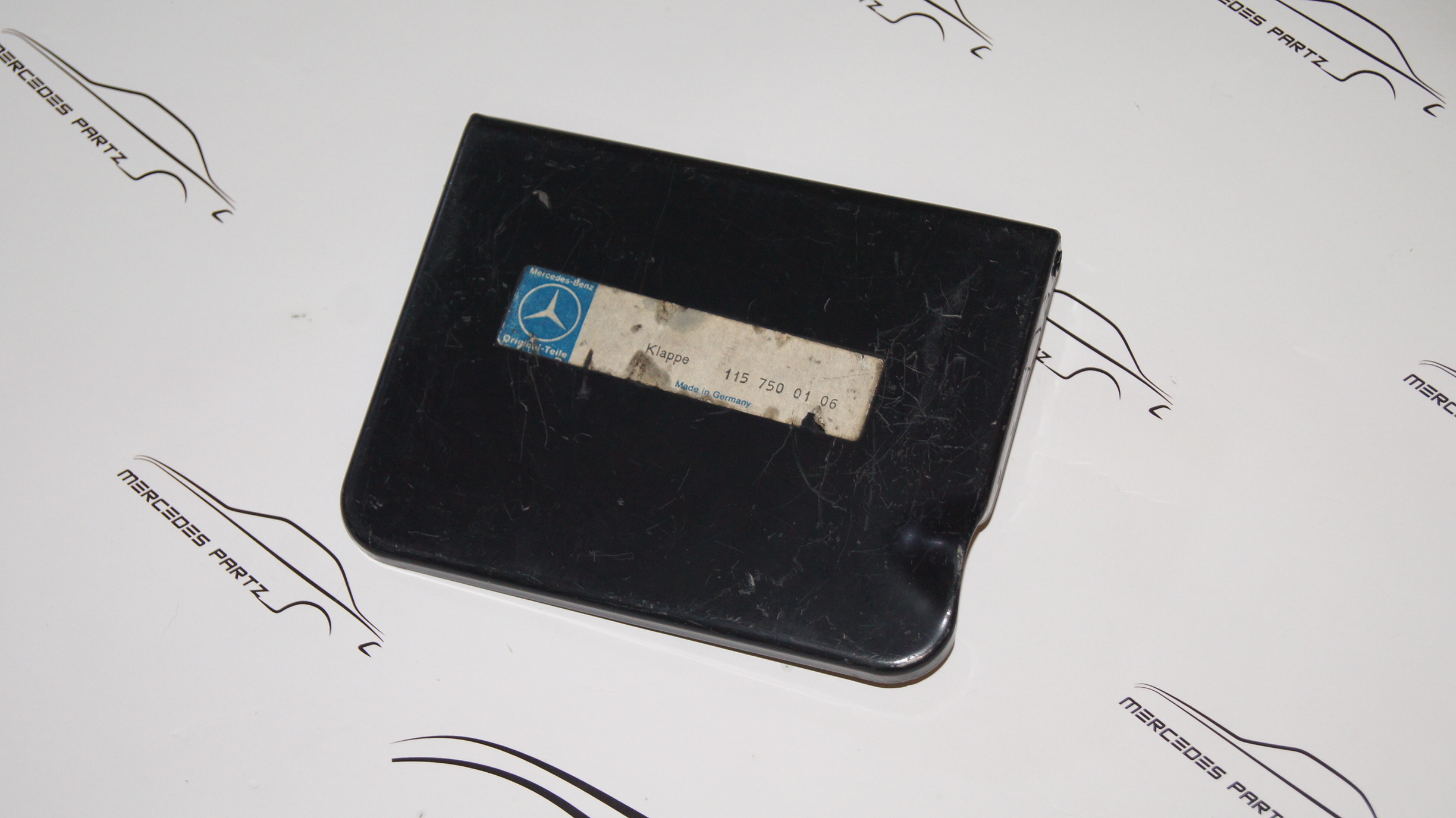 W114 W115 flap Genuine Mercedes Part W114 W115 flap Genuine Mercedes Part