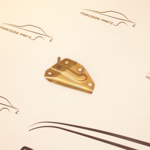 M102 bearing bracket Genuine Mercedes Part M102 bearing bracket Genuine Mercedes Part