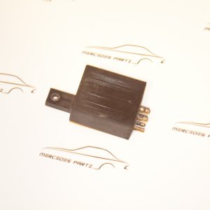 W100 W107 W108 W109 W114 W116 switch relay (USED) Genuine Mercedes Part