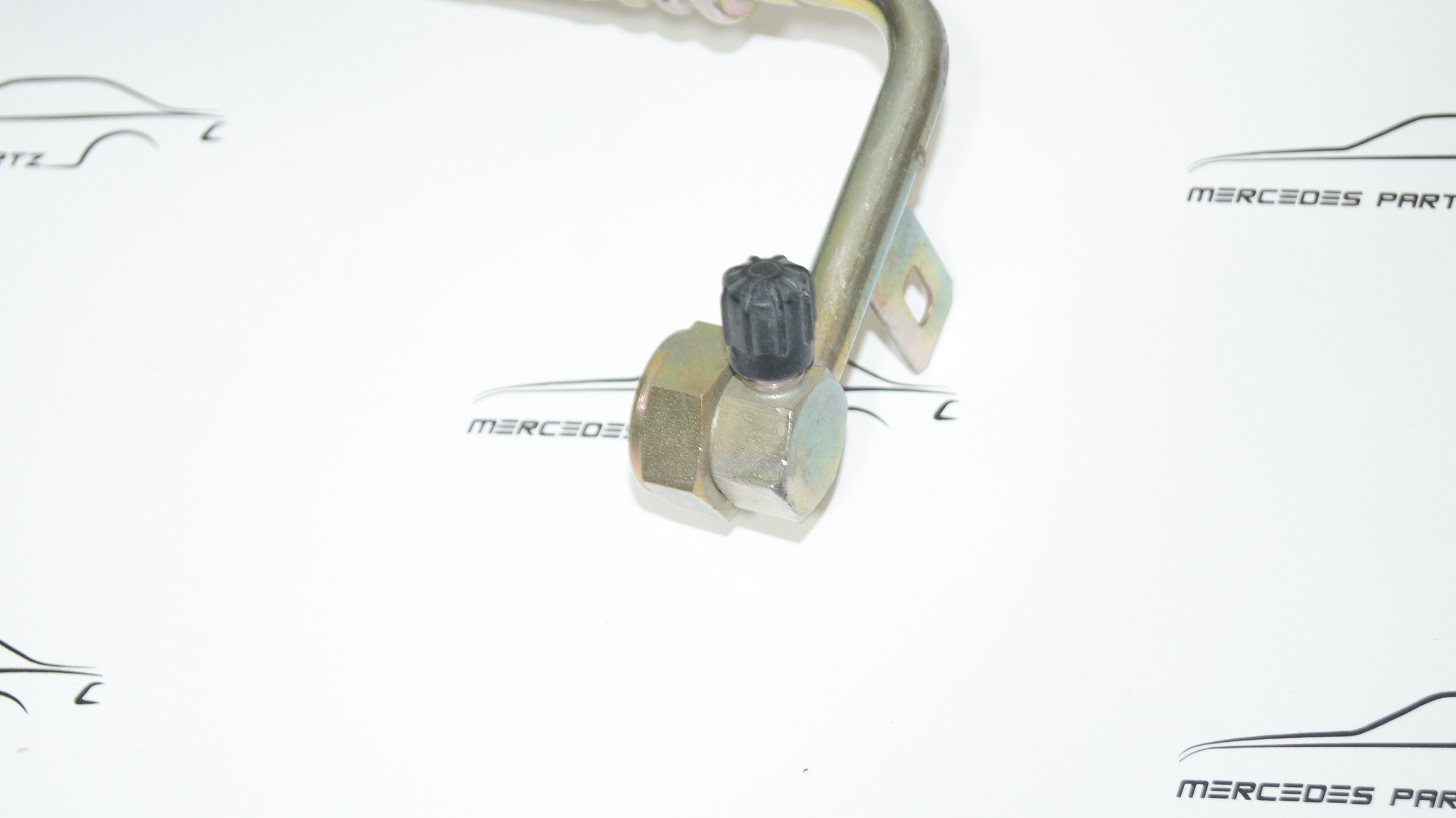 W123 280 250 from compressor to condenser pipe line - mercedespartz