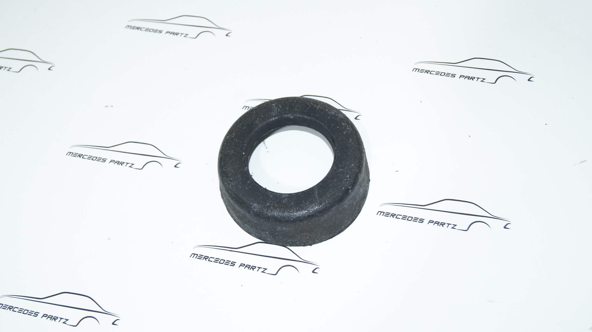 A2013251044 W201 W124 W202 W129 spring shim 2 burl 13mm Genuine Mercedes Part A2013251044 W201 W124 W202 W129 spring shim 2 burl 13mm Genuine Mercedes Part