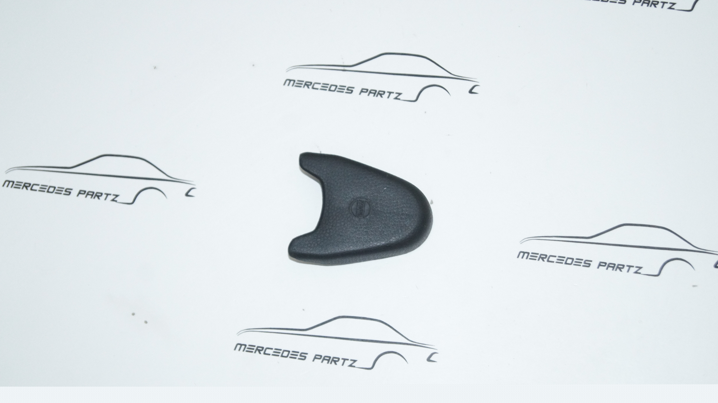 W100 W107 W114 W115 W123 W124 W126 W201 seat belt cover cap NEW NOS Genuine Mercedes Part W100 W107 W114 W115 W123 W124 W126 W201 seat belt cover cap NEW NOS Genuine Mercedes Part