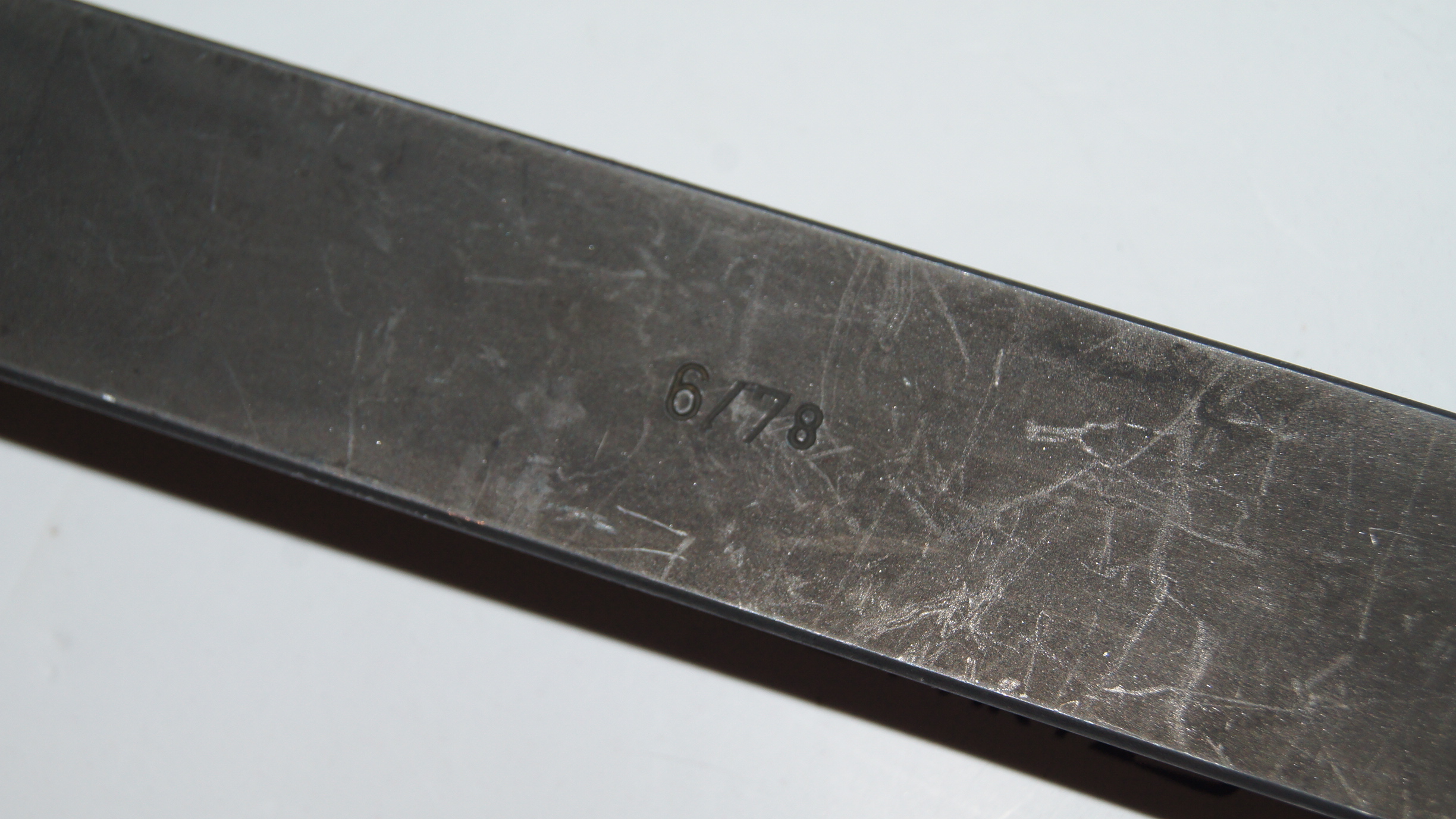 W115 W114 front right window regulator Genuine Mercedes Part W115 W114 front right window regulator Genuine Mercedes Part