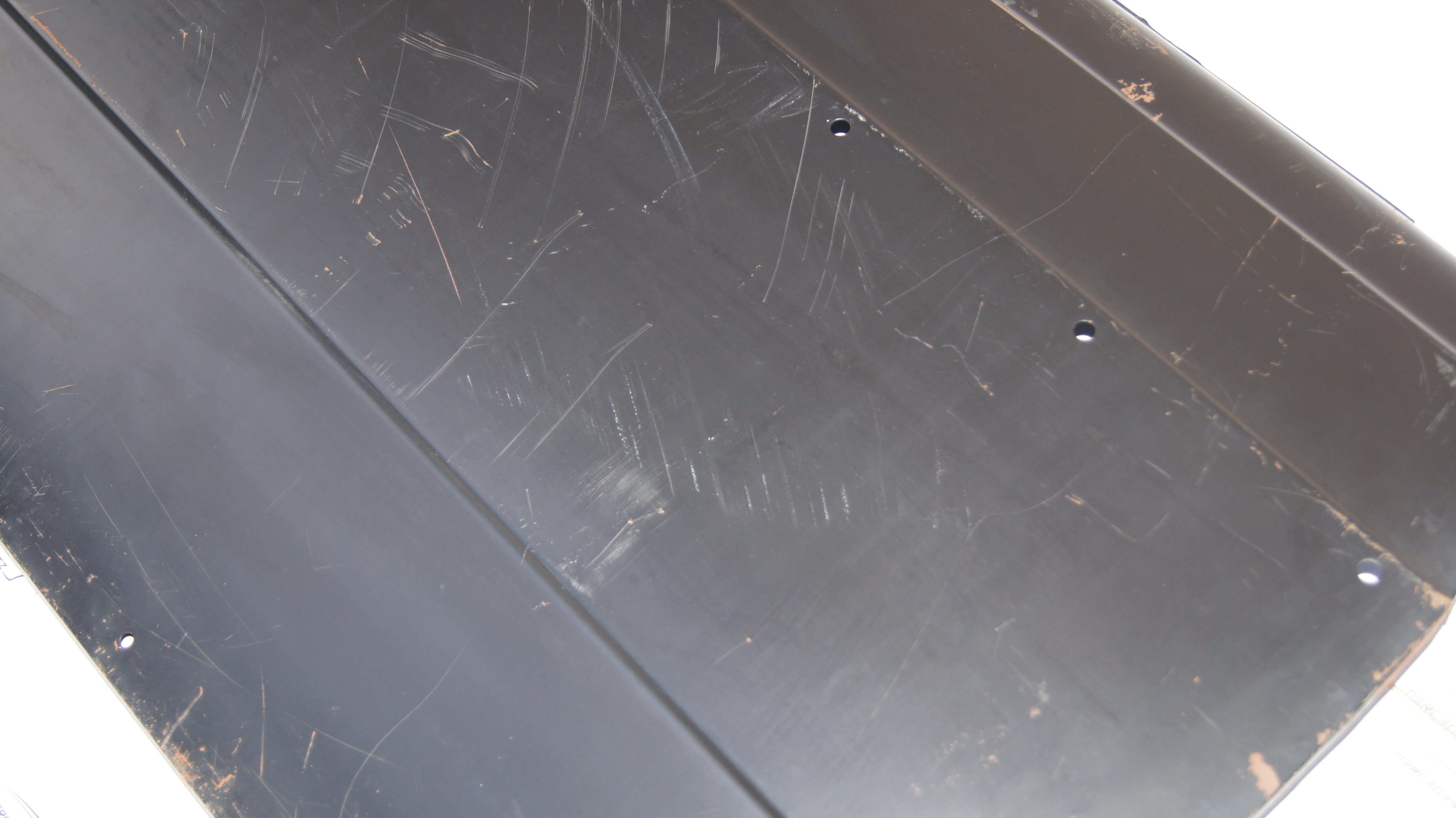 W123 right front door panelling Genuine Mercedes Part W123 right front door panelling Genuine Mercedes Part