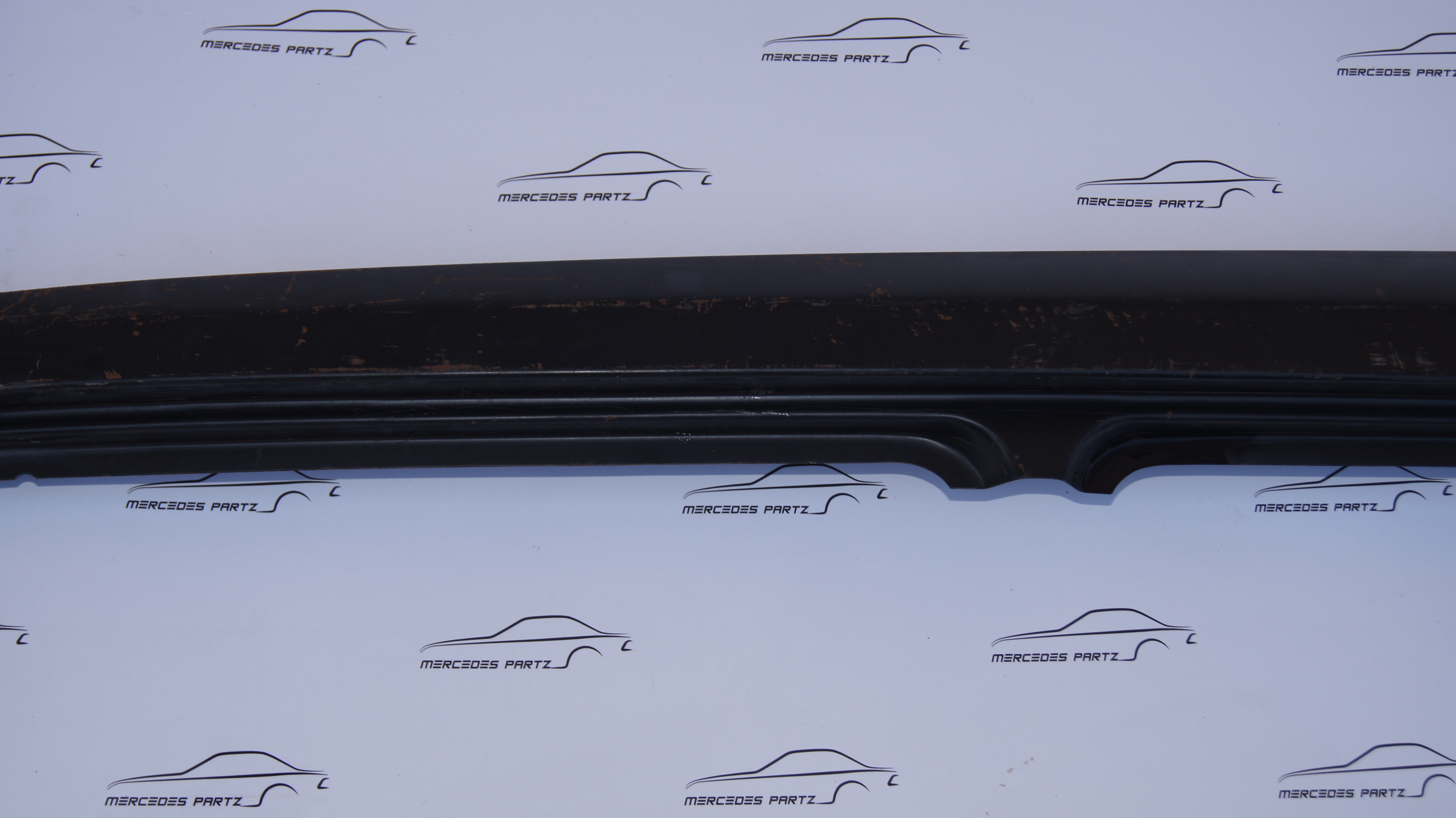 W124 lateral left roof panelling Genuine Mercedes Part W124 lateral left roof panelling Genuine Mercedes Part