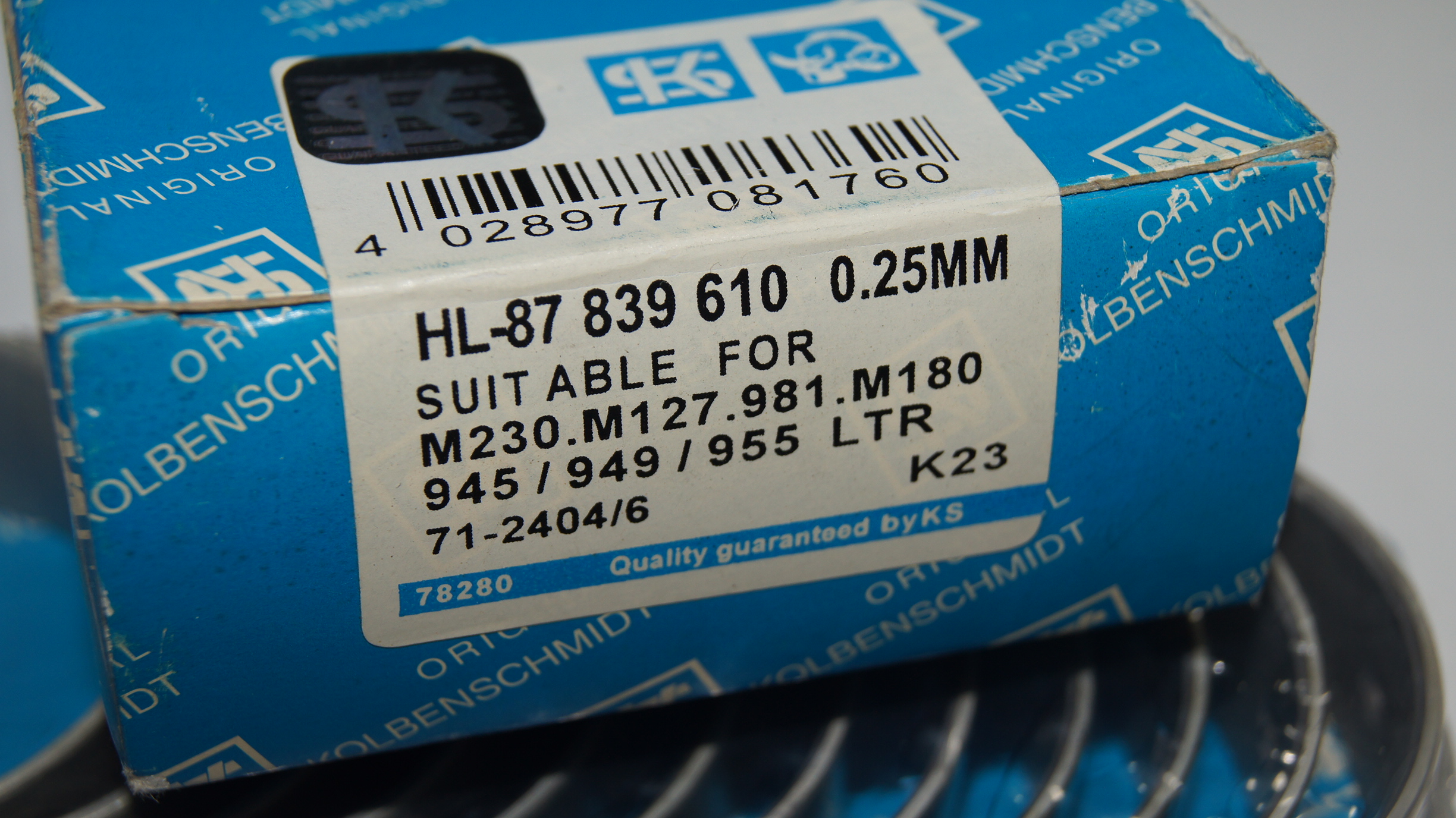 M180 M127 connecting rod bearing set , repair size 1 Kolbenschmidt M180 M127 connecting rod bearing set , repair size 1 Kolbenschmidt