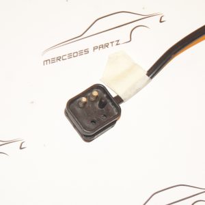 connector socket plug Genuine Mercedes Part connector socket plug Genuine Mercedes Part