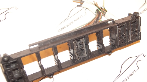 A1248210071 W124 ledge switch to instrument panel (used) Genuine Mercedes Part A1248210071 W124 ledge switch to instrument panel (used) Genuine Mercedes Part