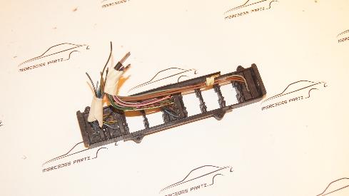 A1248210071 W124 ledge switch to instrument panel (used) Genuine Mercedes Part A1248210071 W124 ledge switch to instrument panel (used) Genuine Mercedes Part