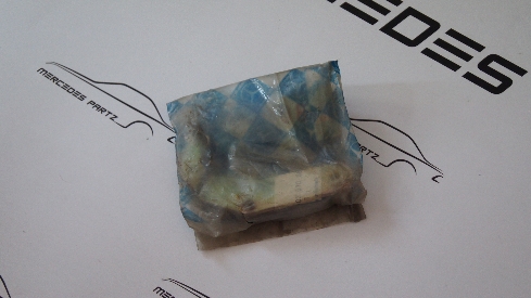 M102 carburetor lever Genuine Mercedes Part M102 carburetor lever Genuine Mercedes Part