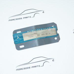 W123 300TD Vacuum element at filler neck flap bracket Genuine Mercedes Part W123 300TD Vacuum element at filler neck flap bracket Genuine Mercedes Part