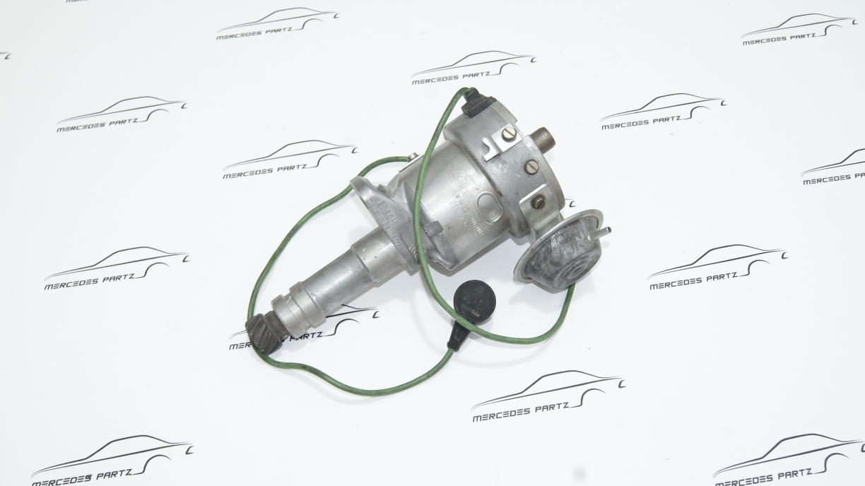 M110 D-Jetronic ignition distributor Genuine Mercedes Part M110 D-Jetronic ignition distributor Genuine Mercedes Part
