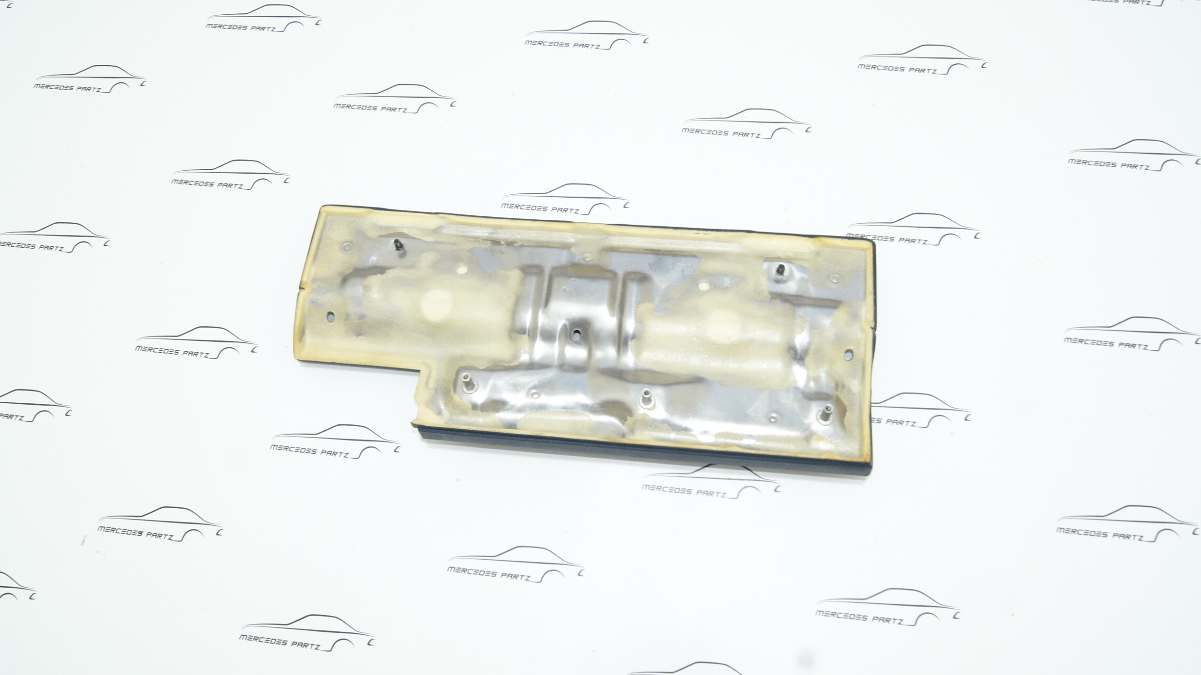 W124 glove box lid A1246801598 Genuine Mercedes Part W124 glove box lid A1246801598 Genuine Mercedes Part