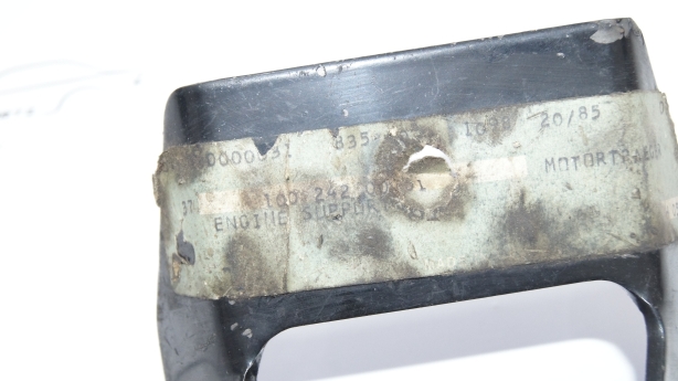 MercedesBenz W100 600 pullman engine support Genuine Mercedes Part MercedesBenz W100 600 pullman engine support Genuine Mercedes Part