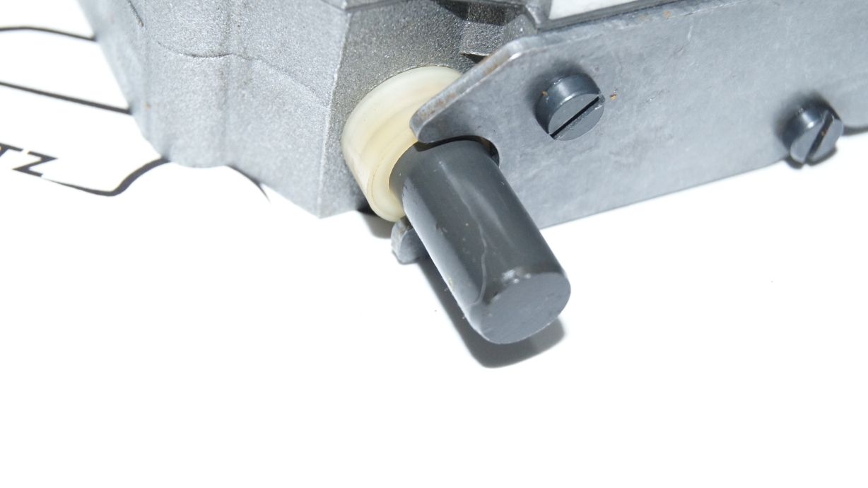 722.302 722.305 W126 W107 500 transmission valve body 722 722.302 722.305 W126 W107 500 transmission valve body 722