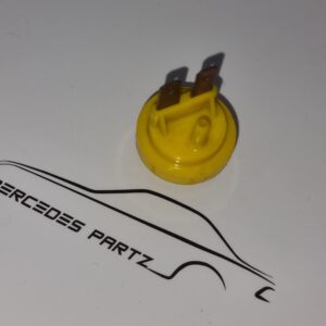 A0008000573 , A0008000273 , W123 W116 W107 heater case switch
