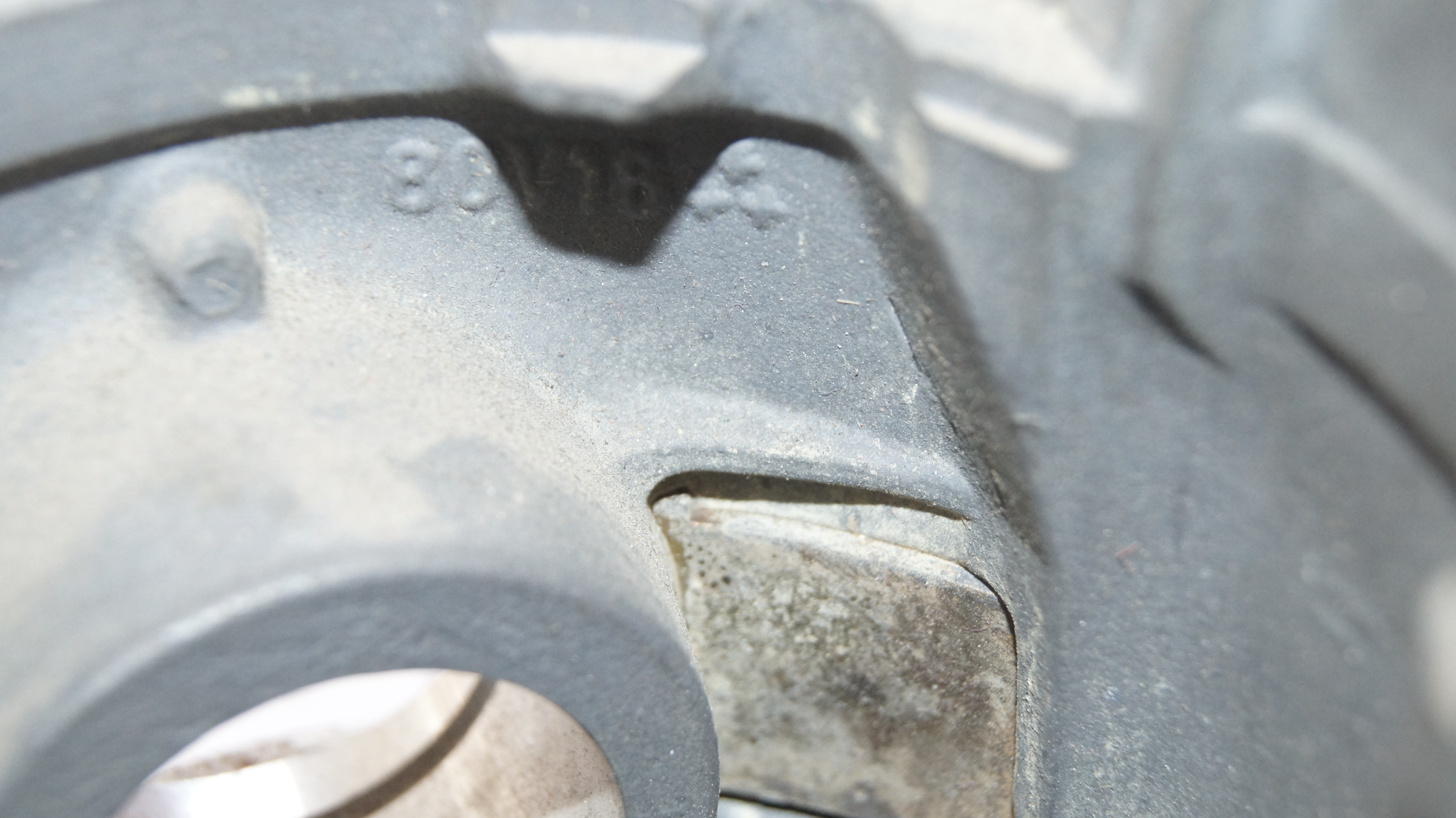 M180 M127 220 80.50 mm (80.47 mm) piston with ring A1270301217 M127 M180 M127 220 80.50 mm (80.47 mm) piston with ring A1270301217 M127