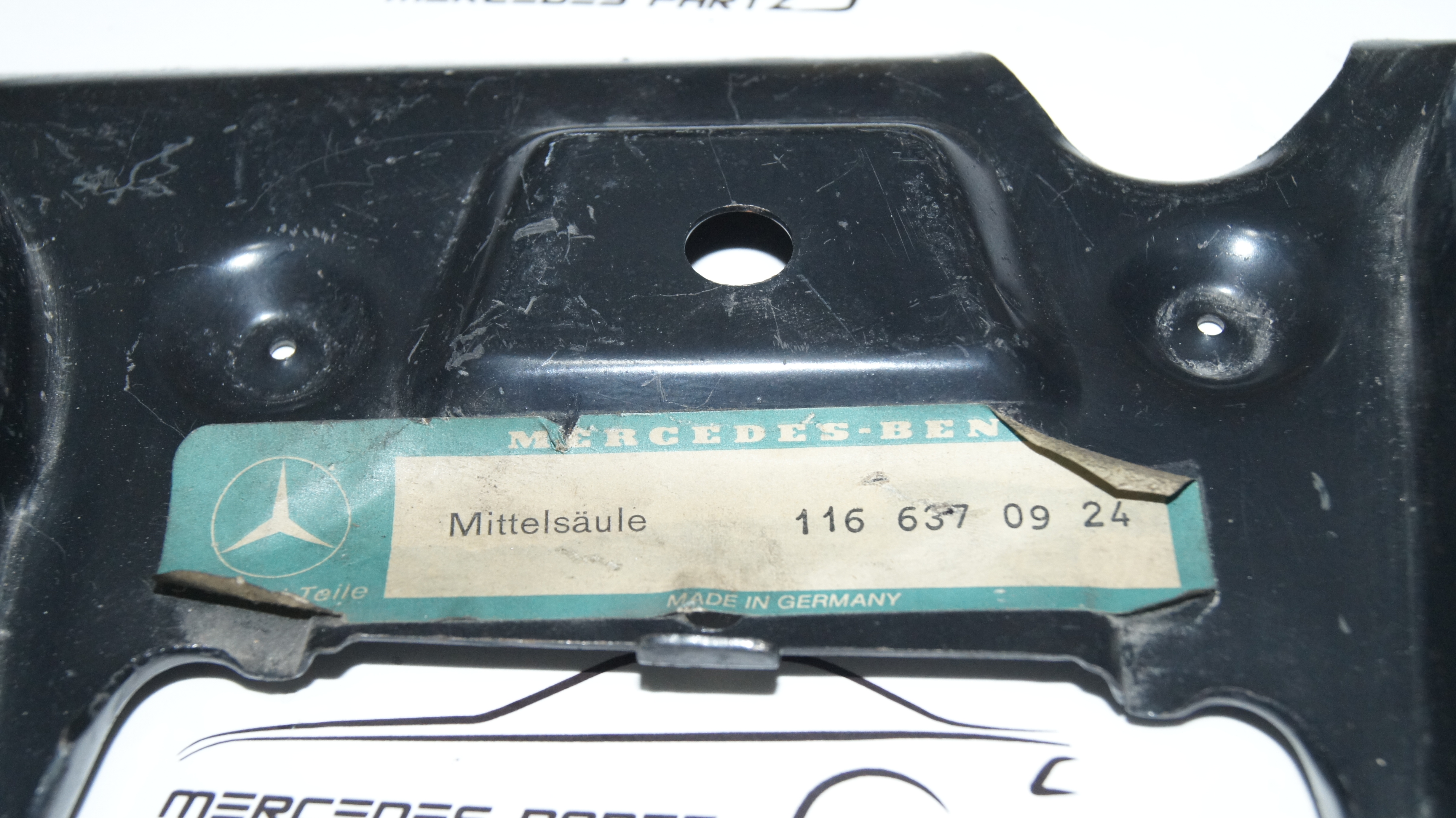A1166370924 , 1166370924 , W116 side panel left pillar