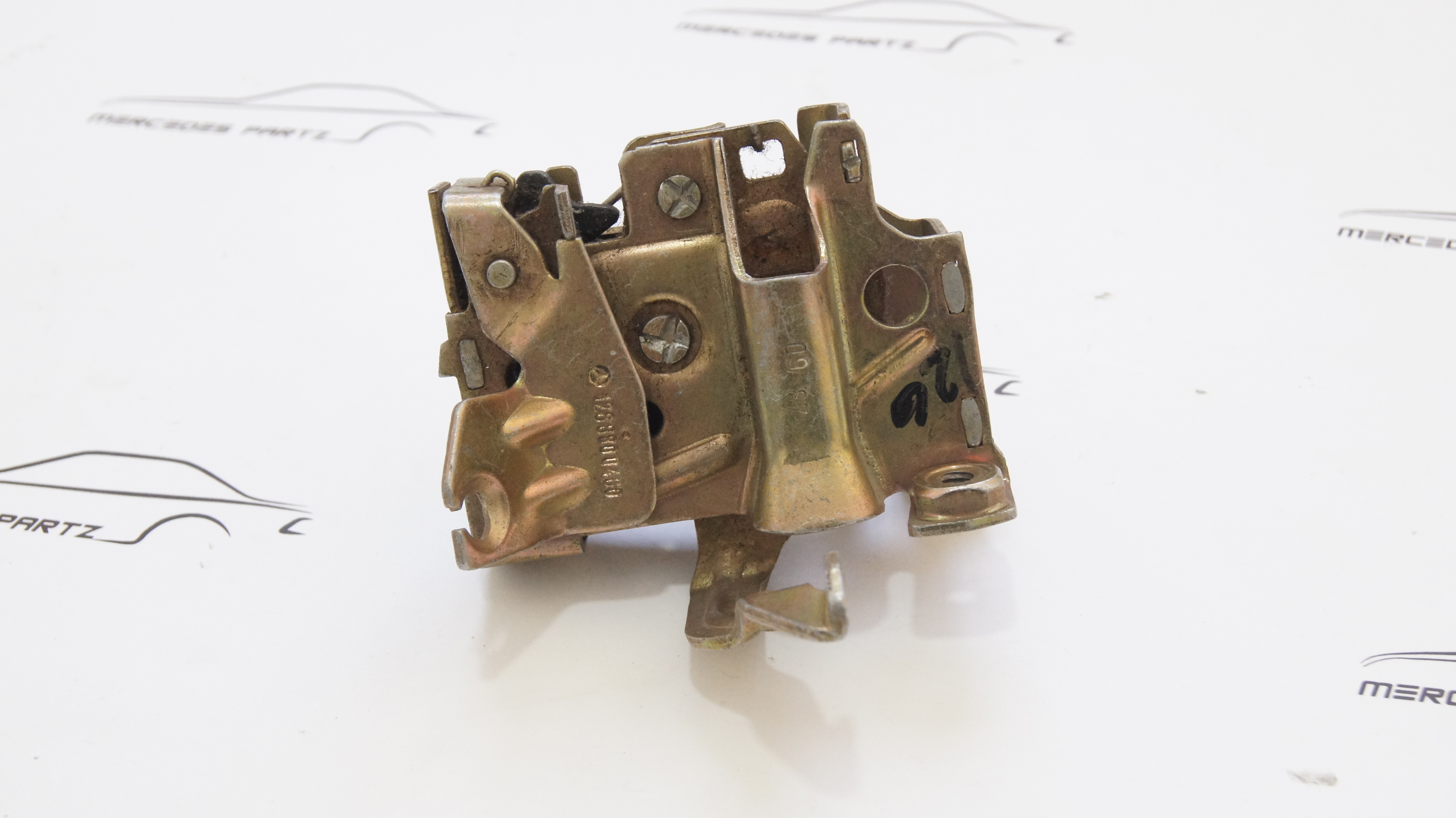 W126 engine hood catch lower part lock , right Genuine Mercedes Part W126 engine hood catch lower part lock , right Genuine Mercedes Part