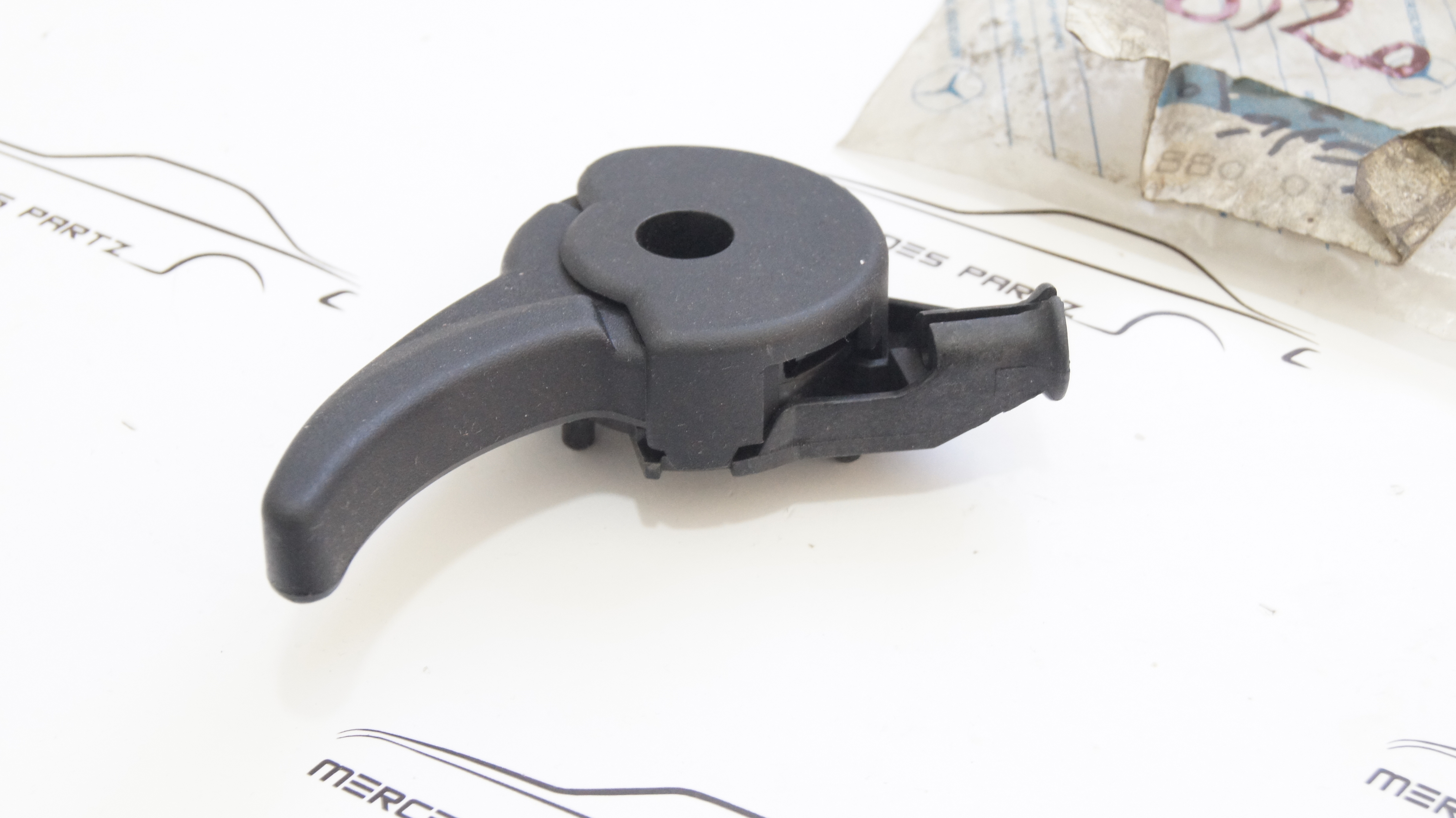 A2018800120 , A2018800220 , W201 engine hood release handle