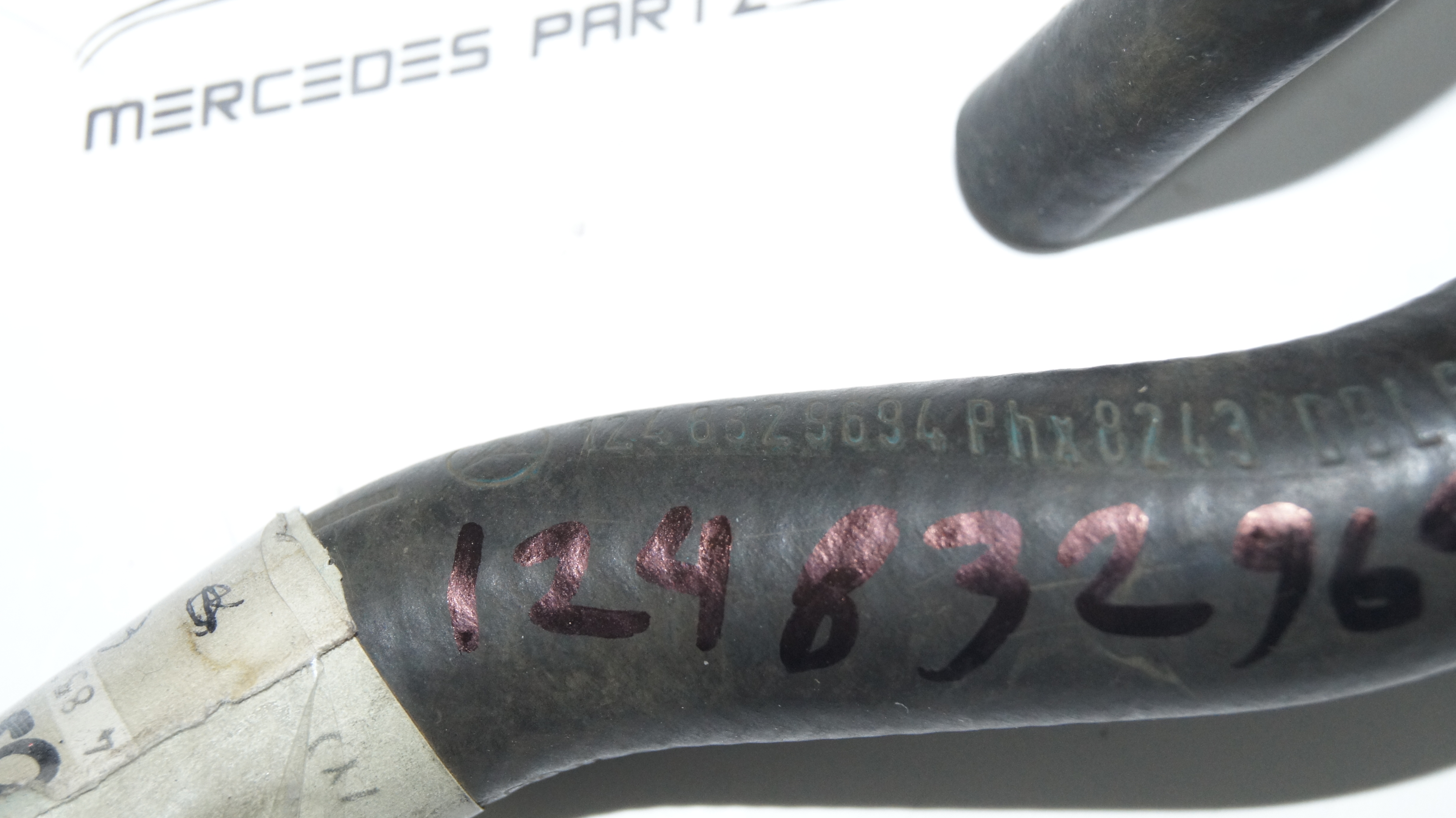 A1248329694 , W124 hose from engine to feed line