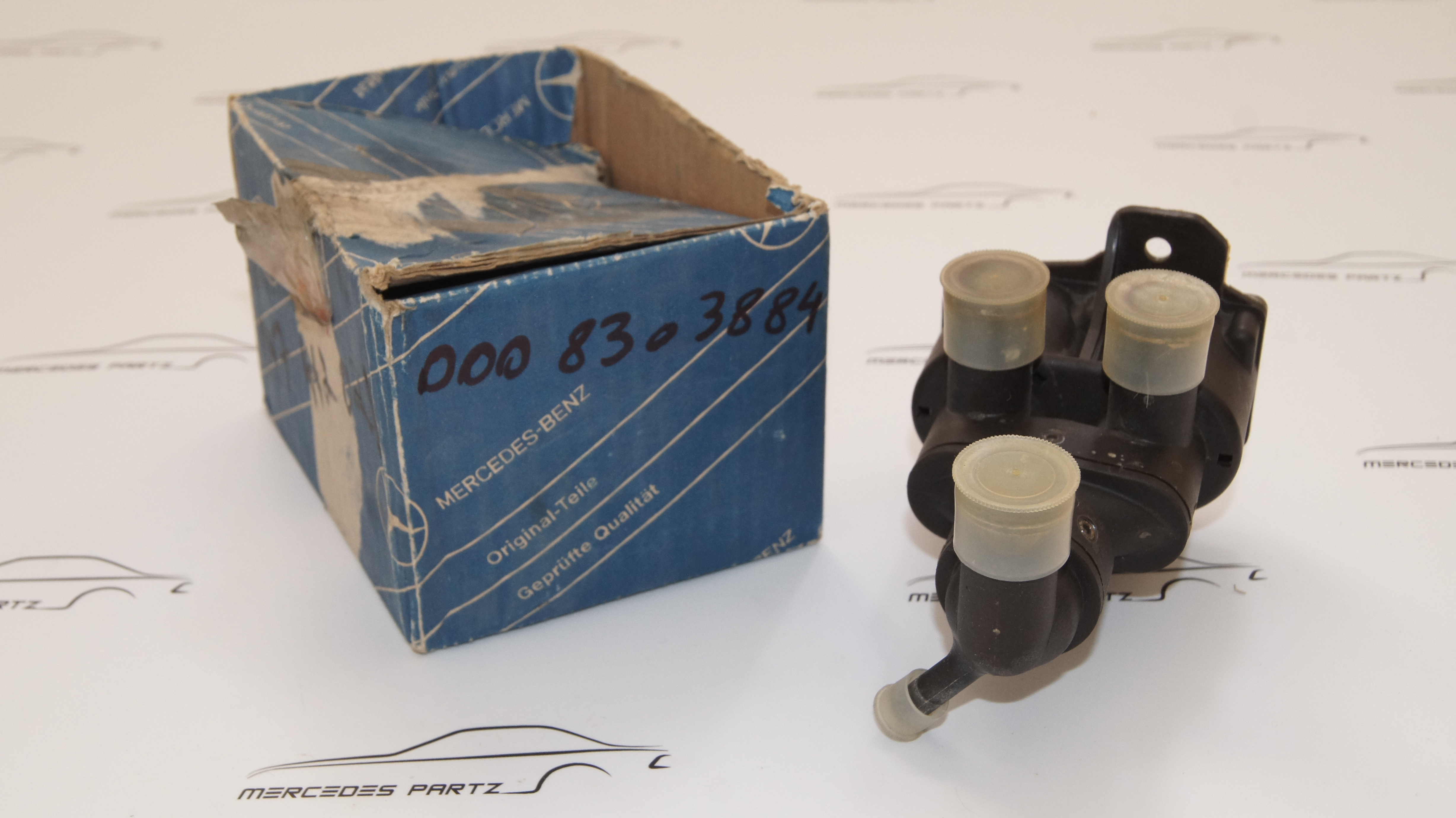 W126 heater valve NEW NOS Genuine Mercedes Part W126 heater valve NEW NOS Genuine Mercedes Part