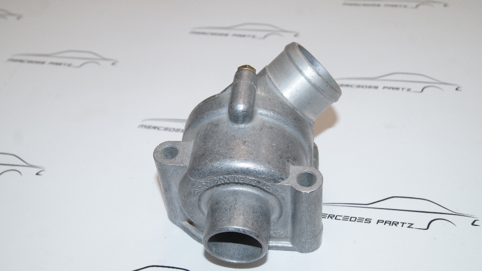 M102 thermostat housing with thermostat NEW NOS GENUINE Genuine Mercedes Part M102 thermostat housing with thermostat NEW NOS GENUINE Genuine Mercedes Part