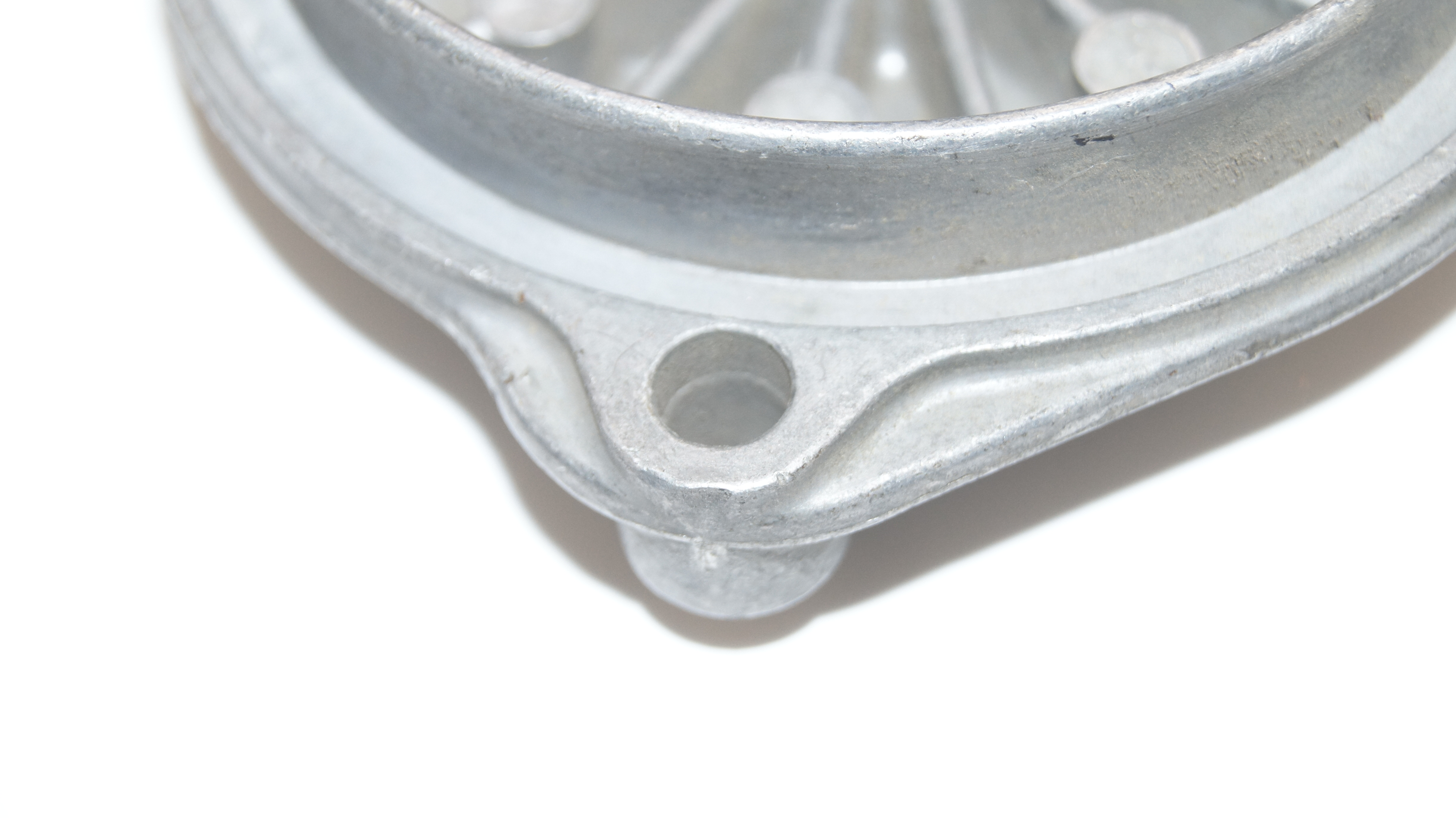 OM617 oil filter housing cap Genuine Mercedes Part OM617 oil filter housing cap Genuine Mercedes Part