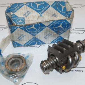 W114 W115 steering nut Genuine Mercedes Part W114 W115 steering nut Genuine Mercedes Part